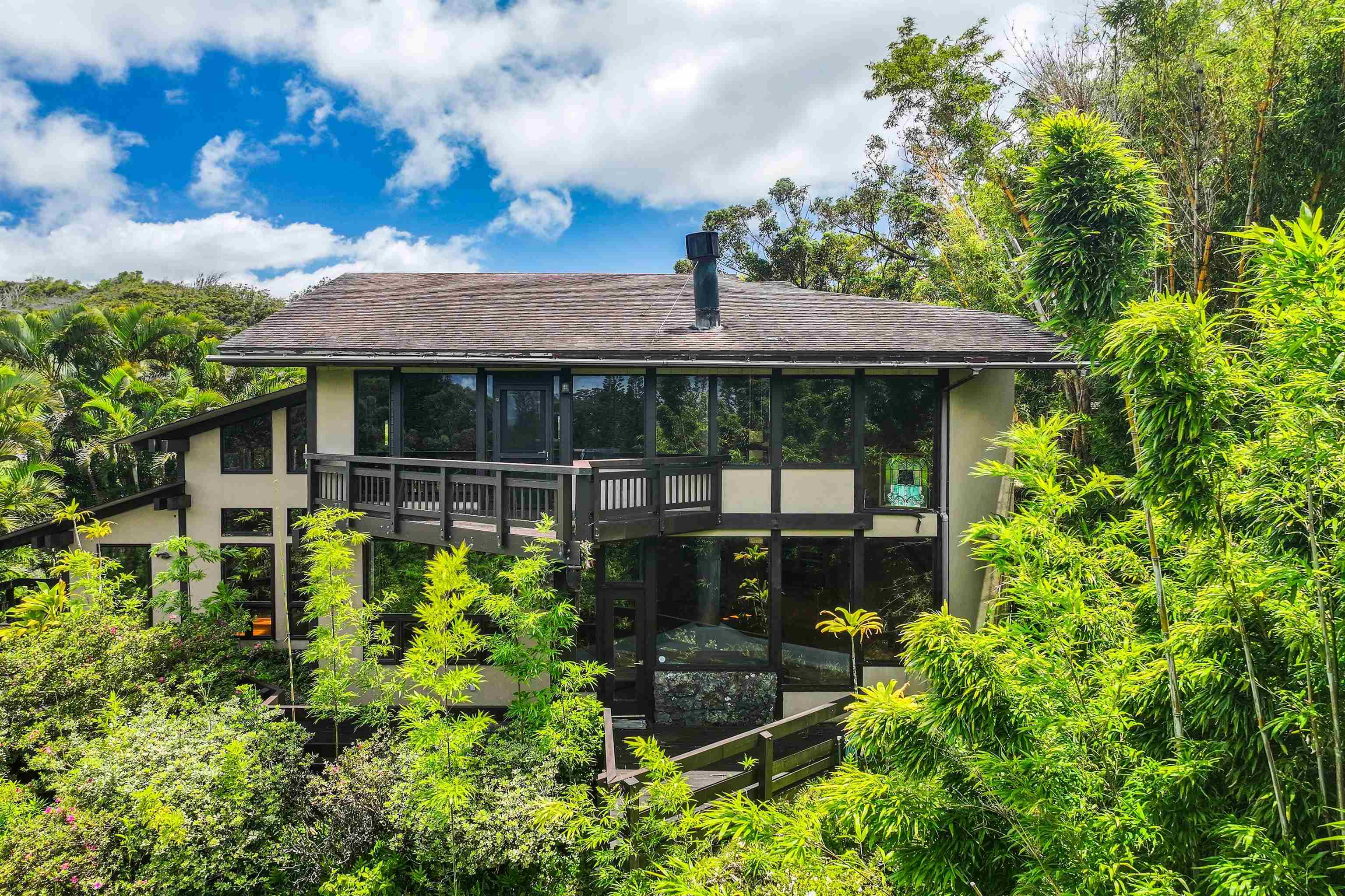 311 Awalau Rd