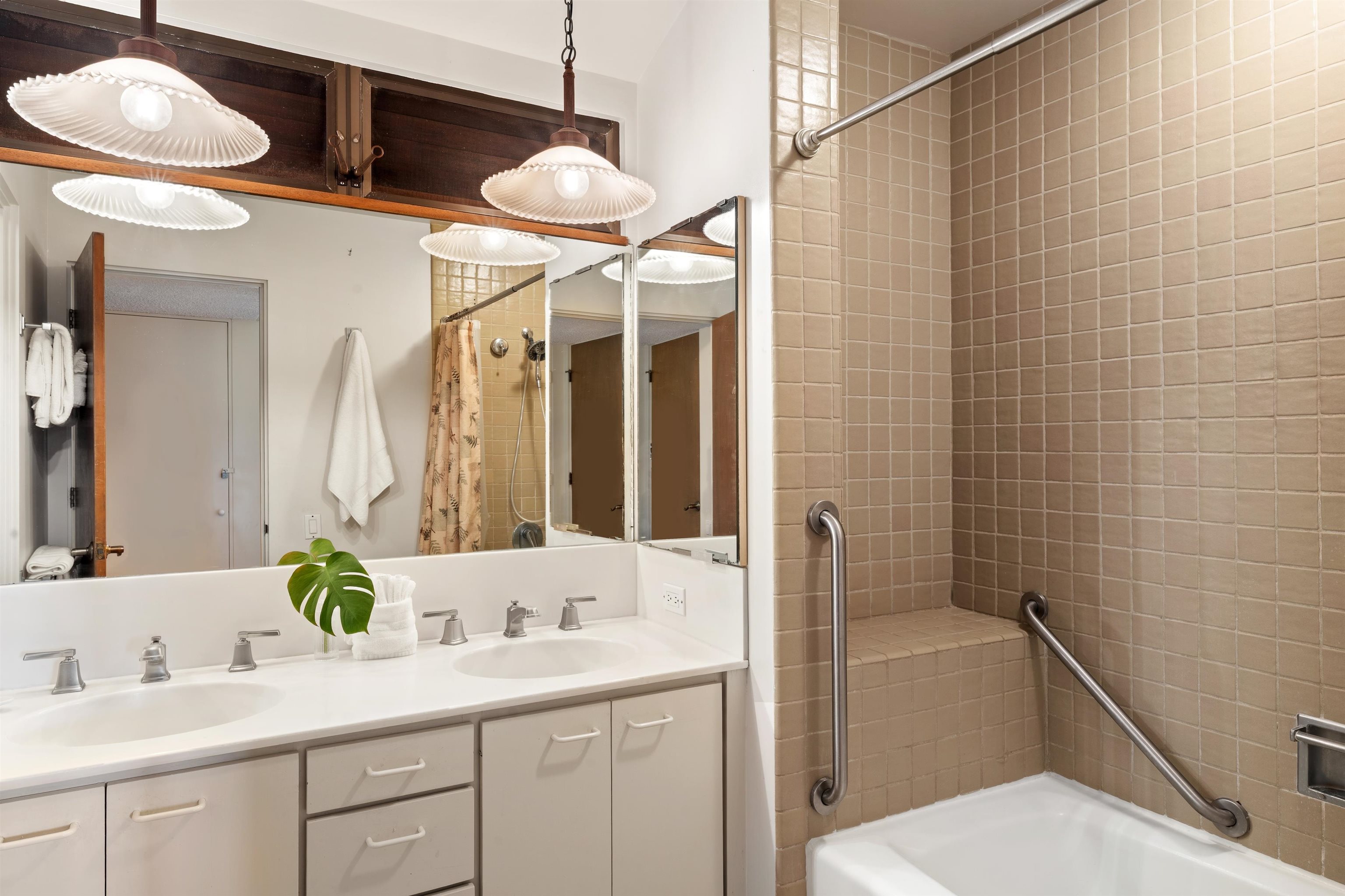 3600 WAILEA ALANUI Dr Unit: 2010