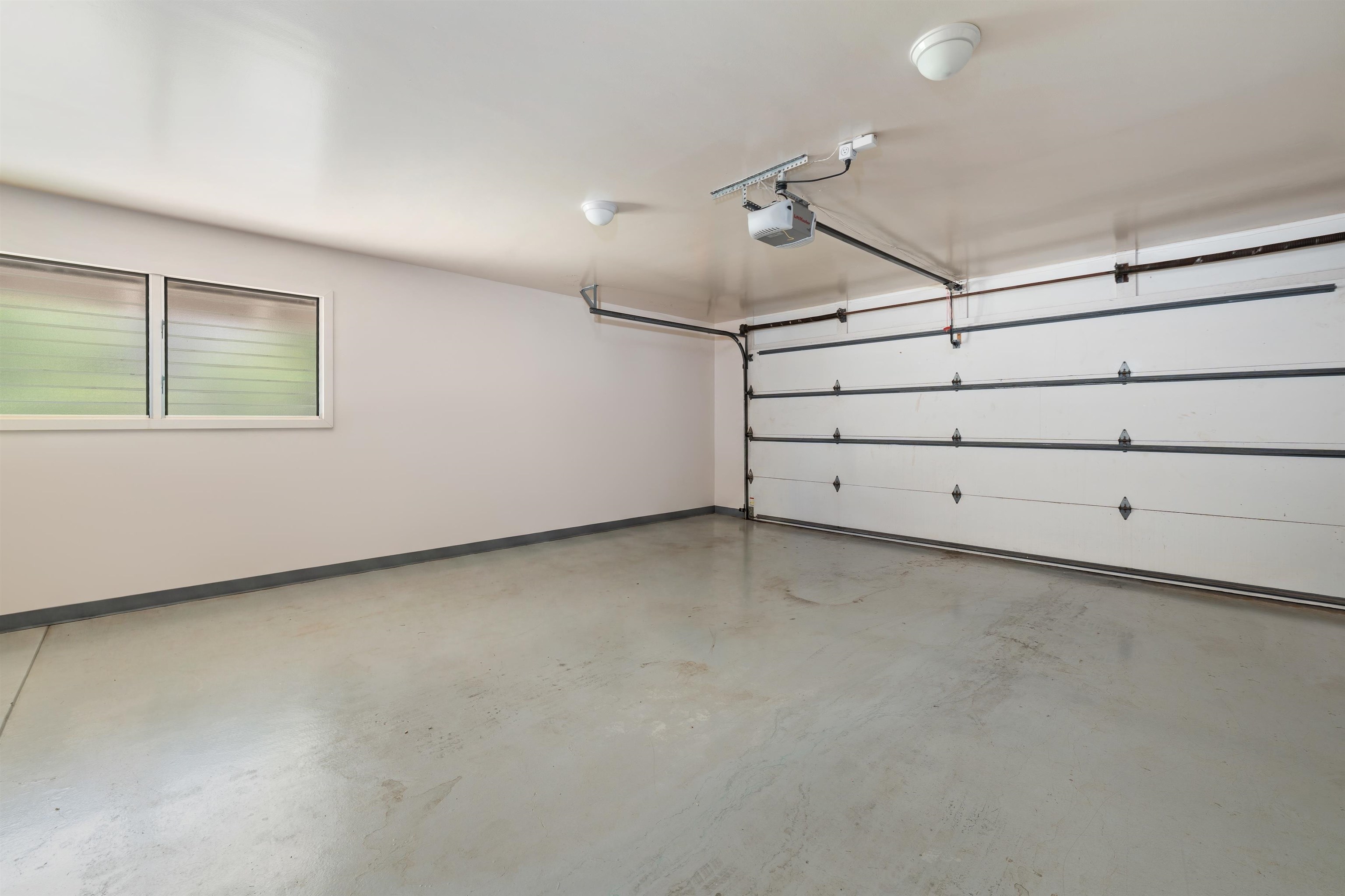 85 Hale Alii Pl