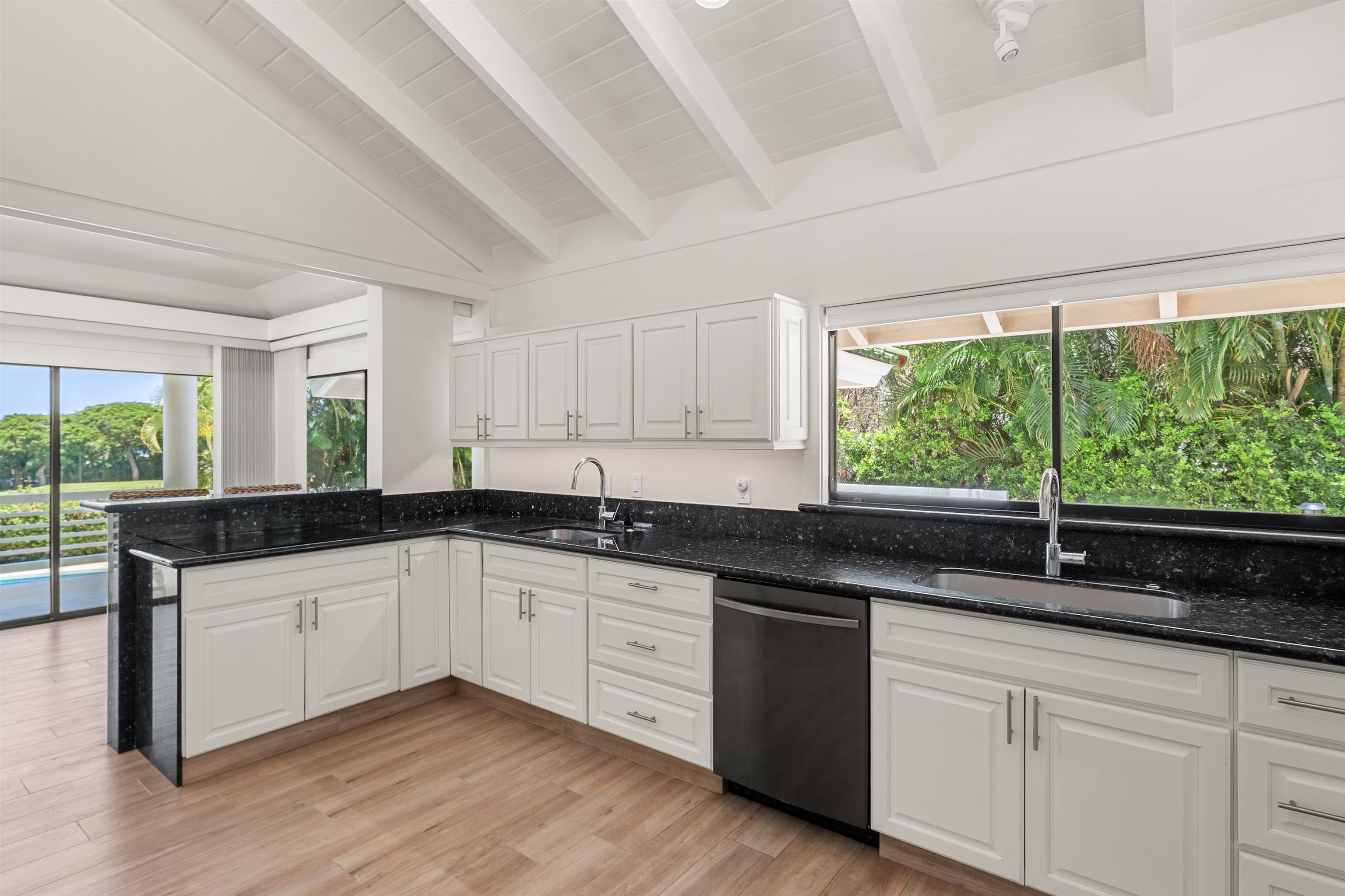 85 Hale Alii Pl