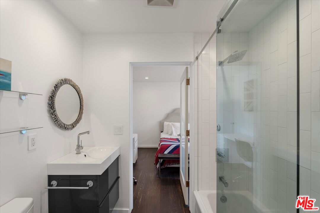 483 Carroll Canal Ct