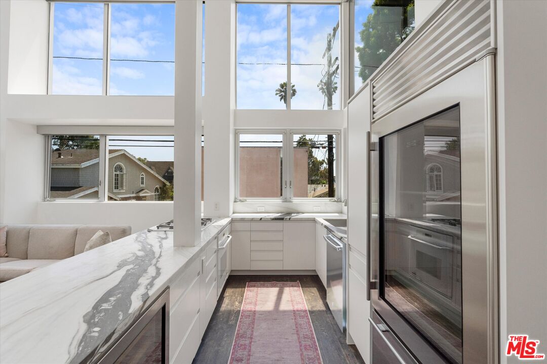 483 Carroll Canal Ct