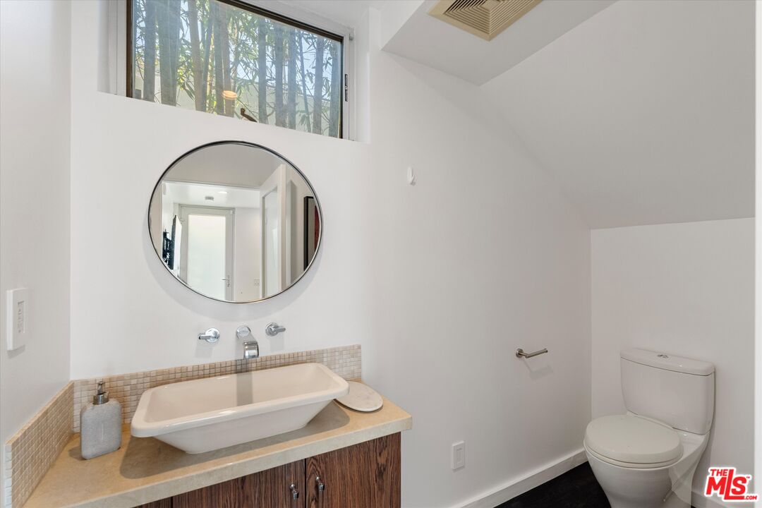 483 Carroll Canal Ct