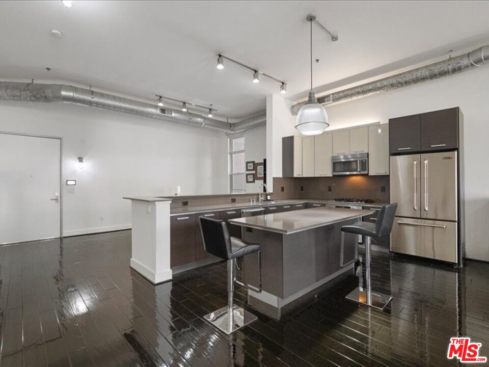 13320 Beach Ave Unit: 201