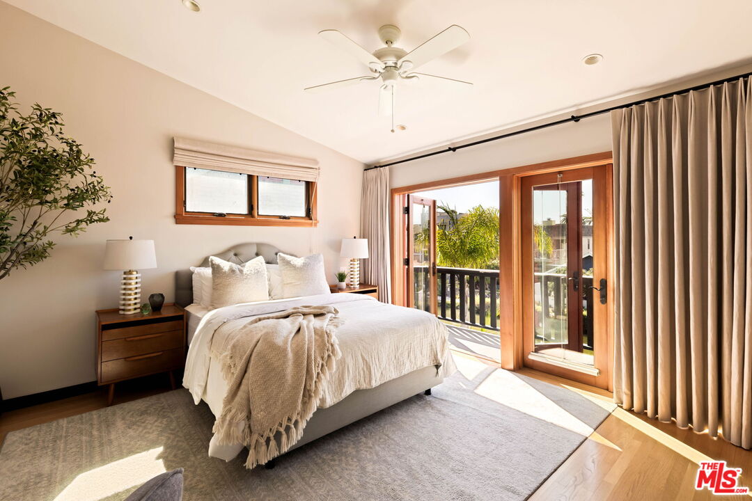 432 Howland Canal