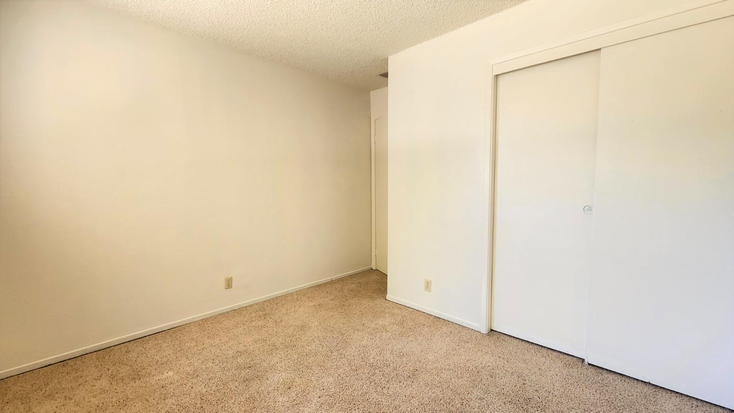 2720 Angeles Court