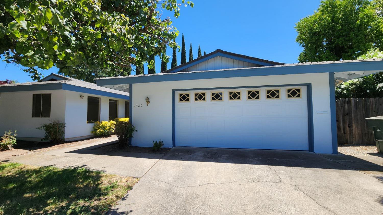2720 Angeles Court