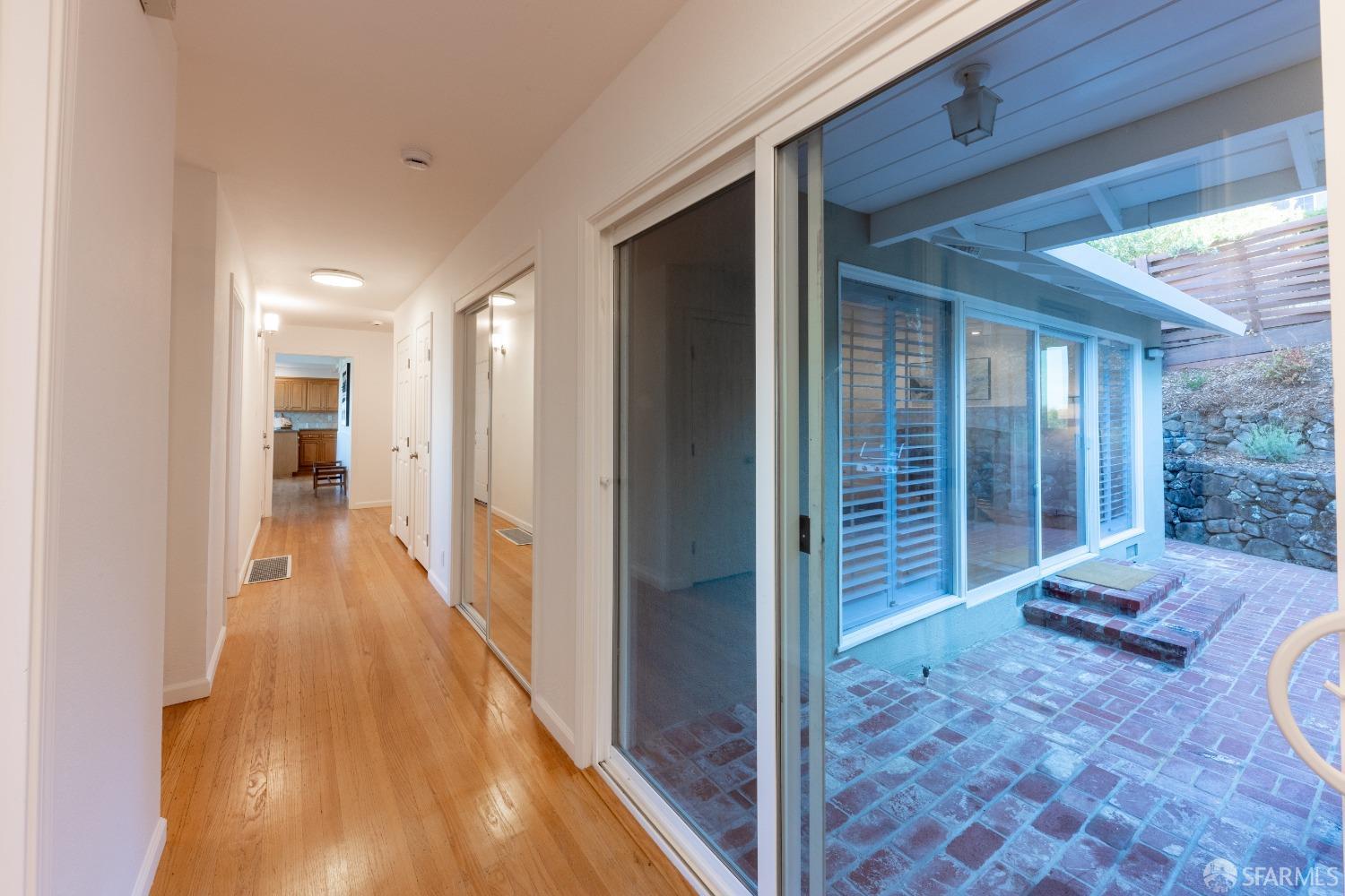 10 Granite Court