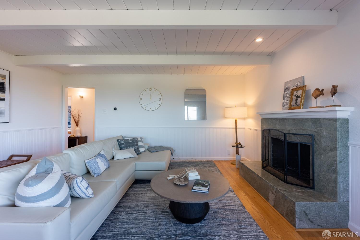 10 Granite Court