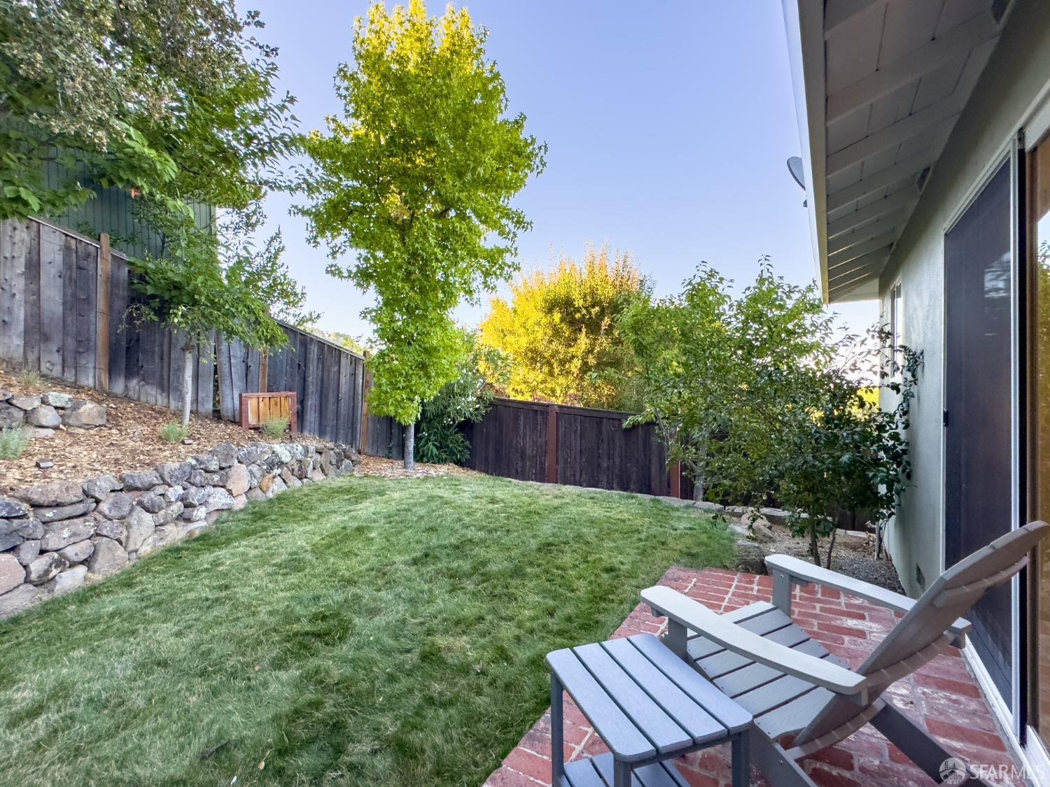 10 Granite Court