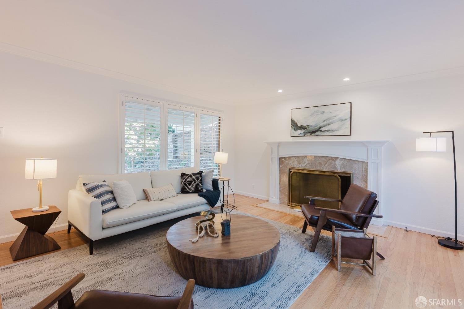 10 Granite Court