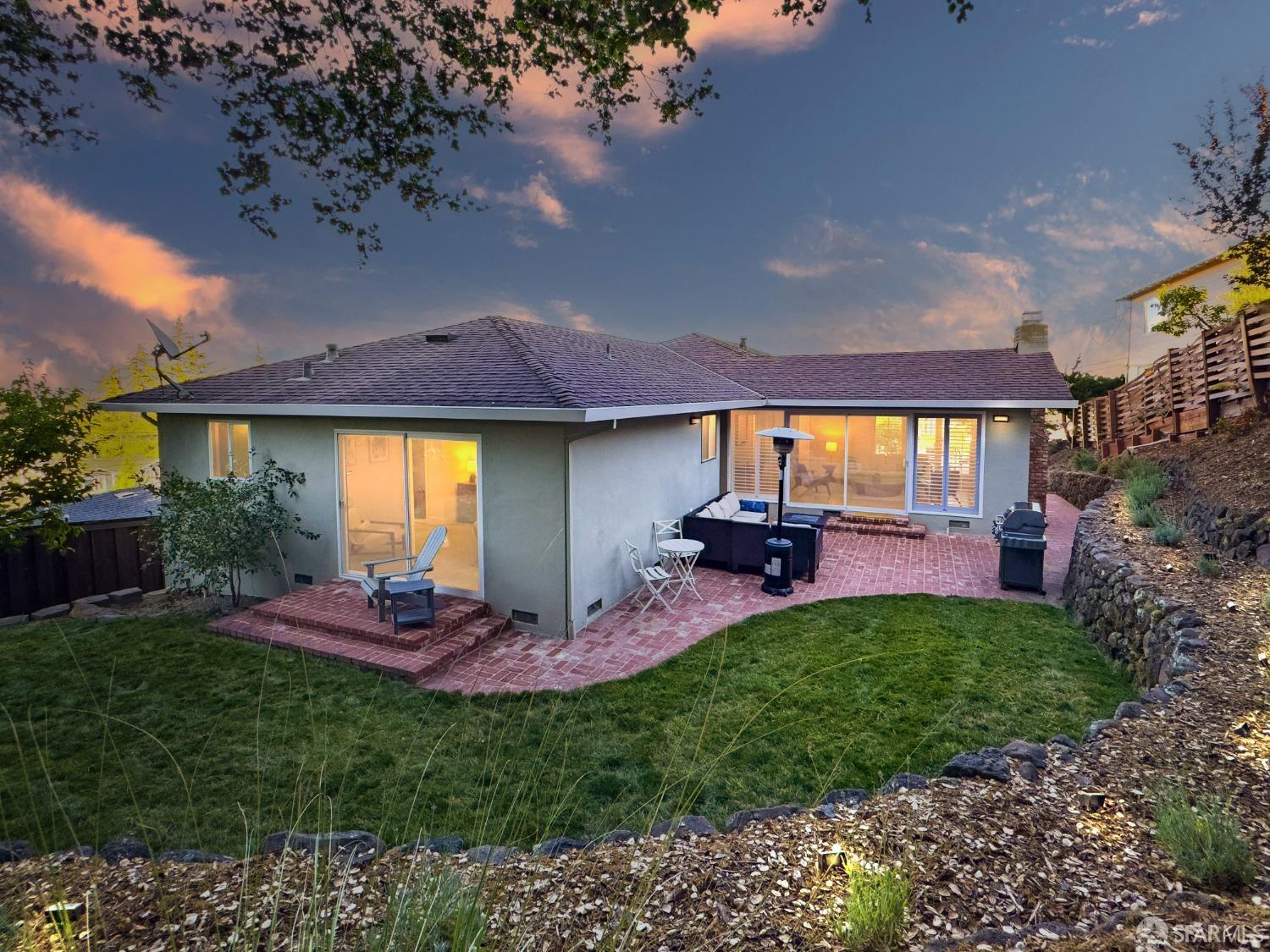 10 Granite Court