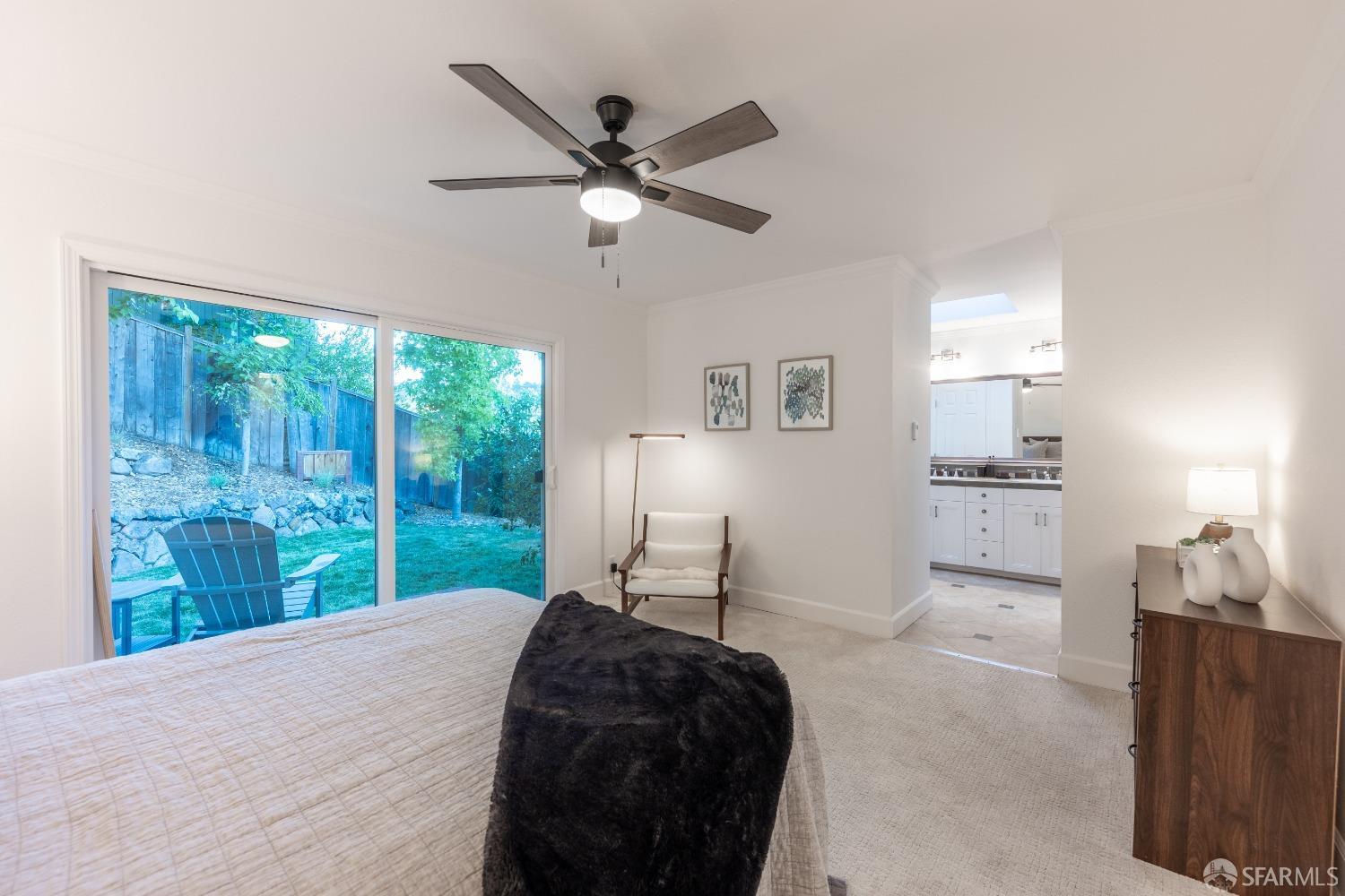 10 Granite Court