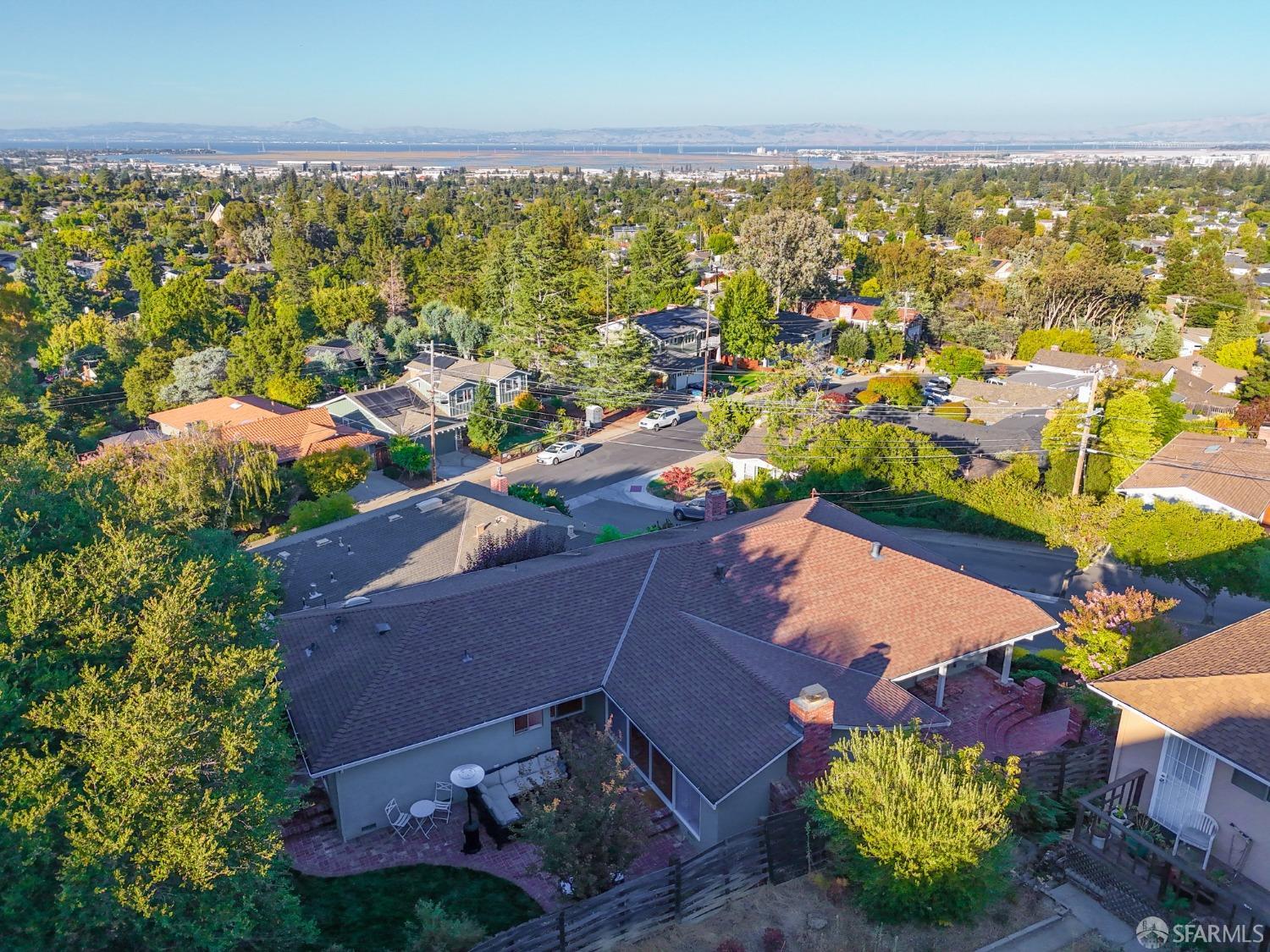 10 Granite Court