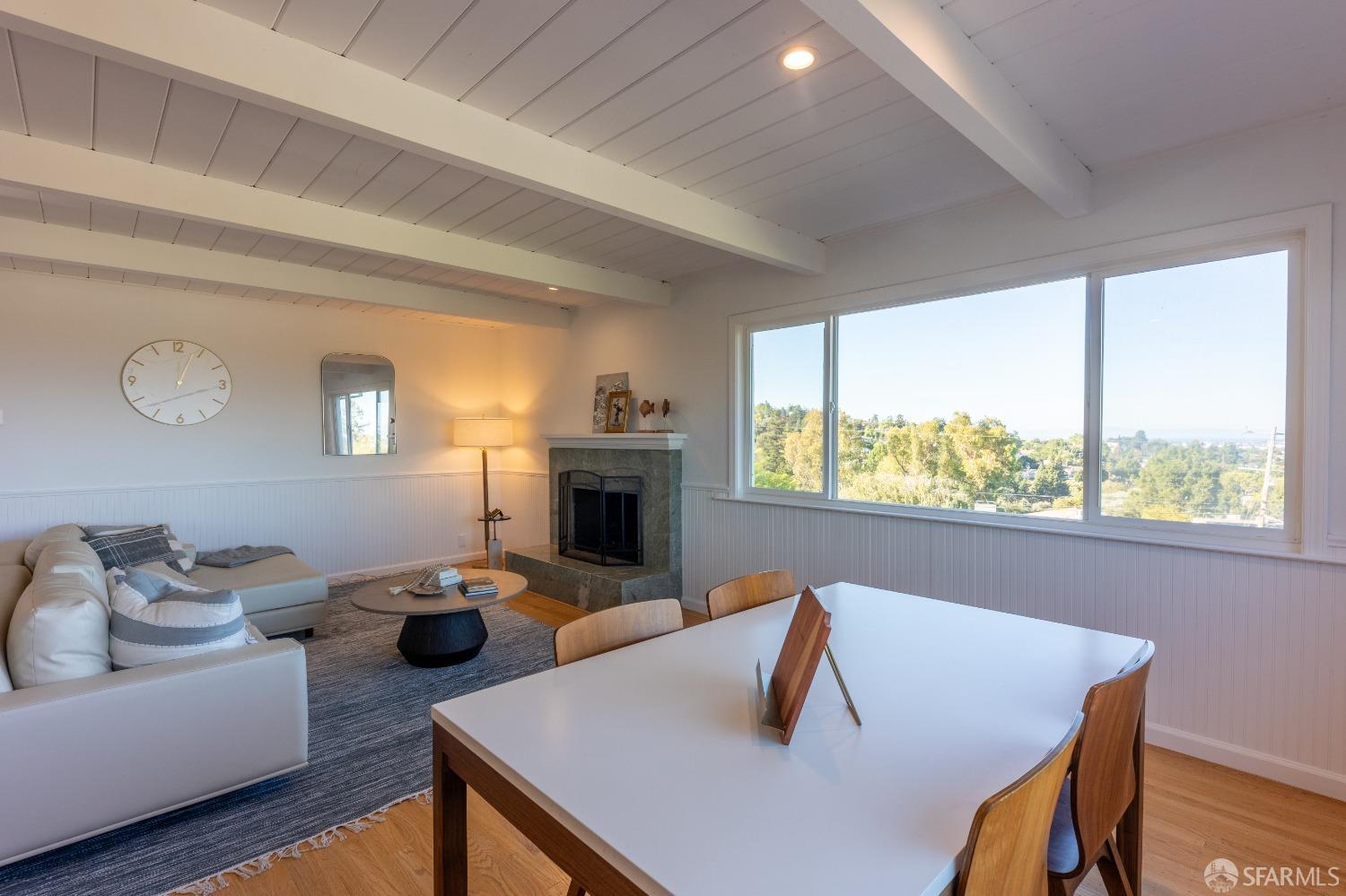 10 Granite Court