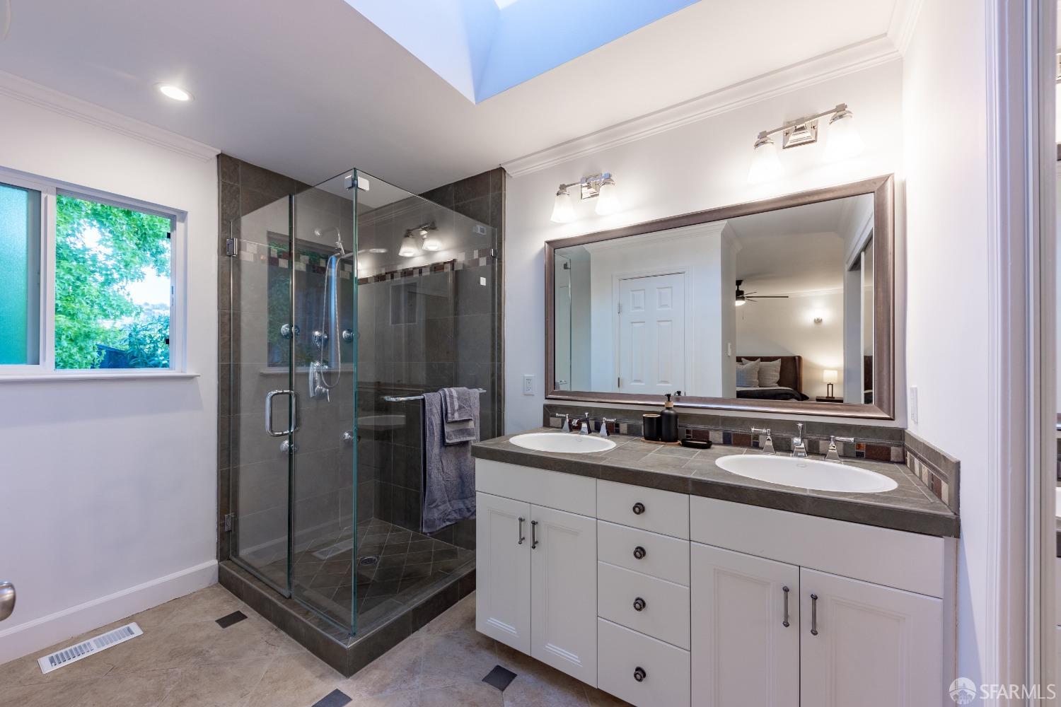 10 Granite Court