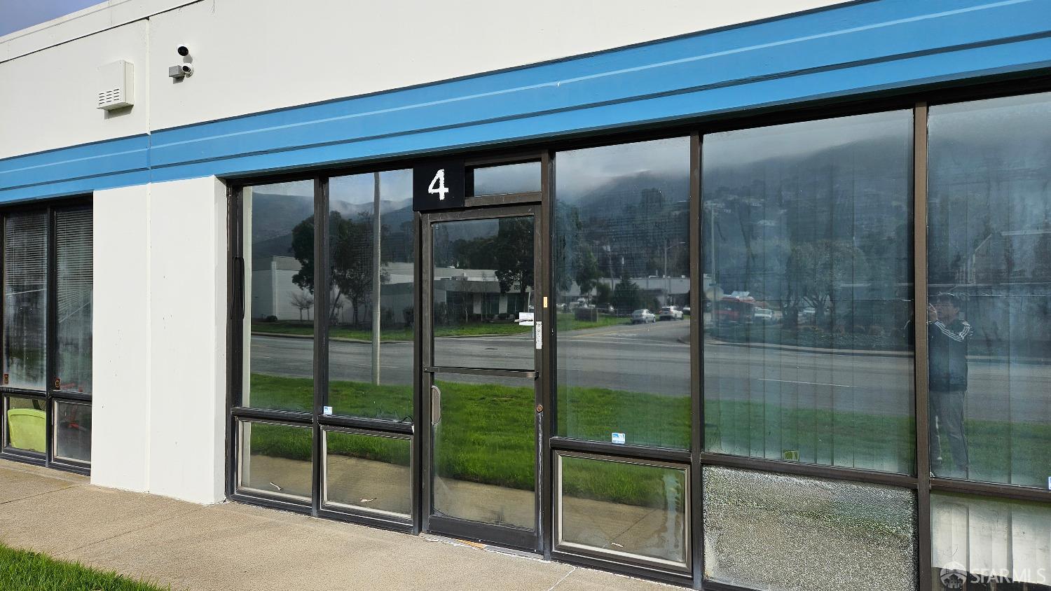 200 Valley Drive # 4