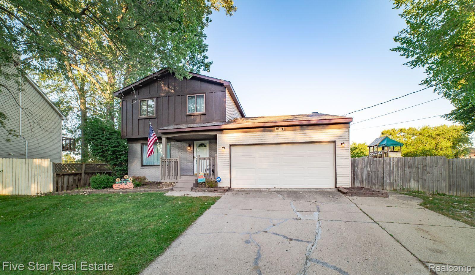 1253 BAMFORD DR