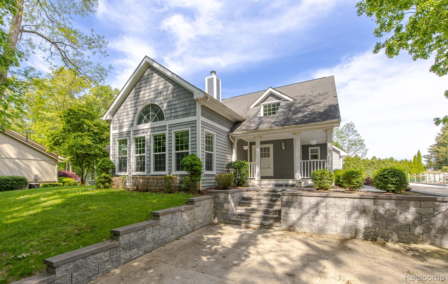 5020 Whitlow Court