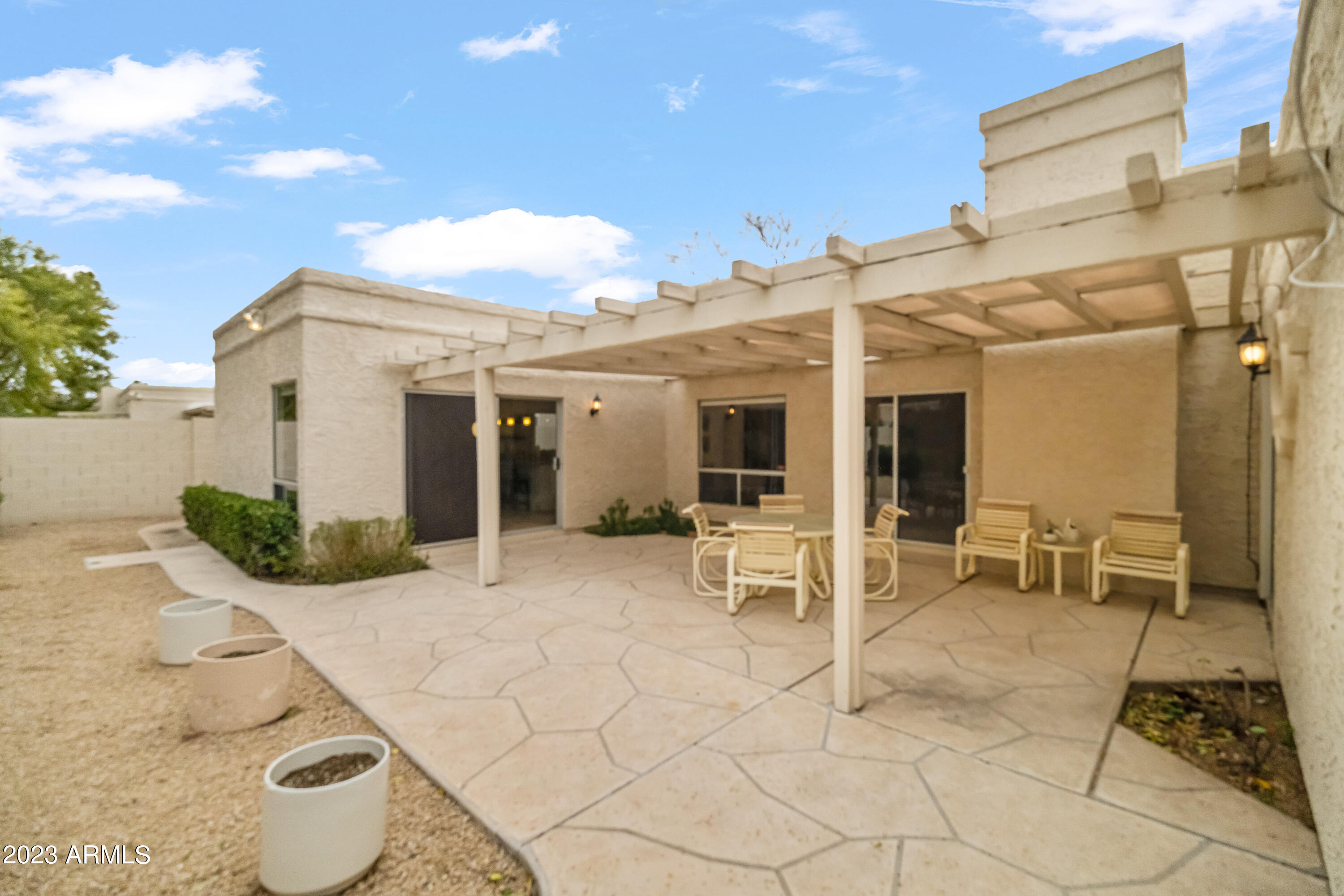 7274 E LAS PALMARITAS Drive