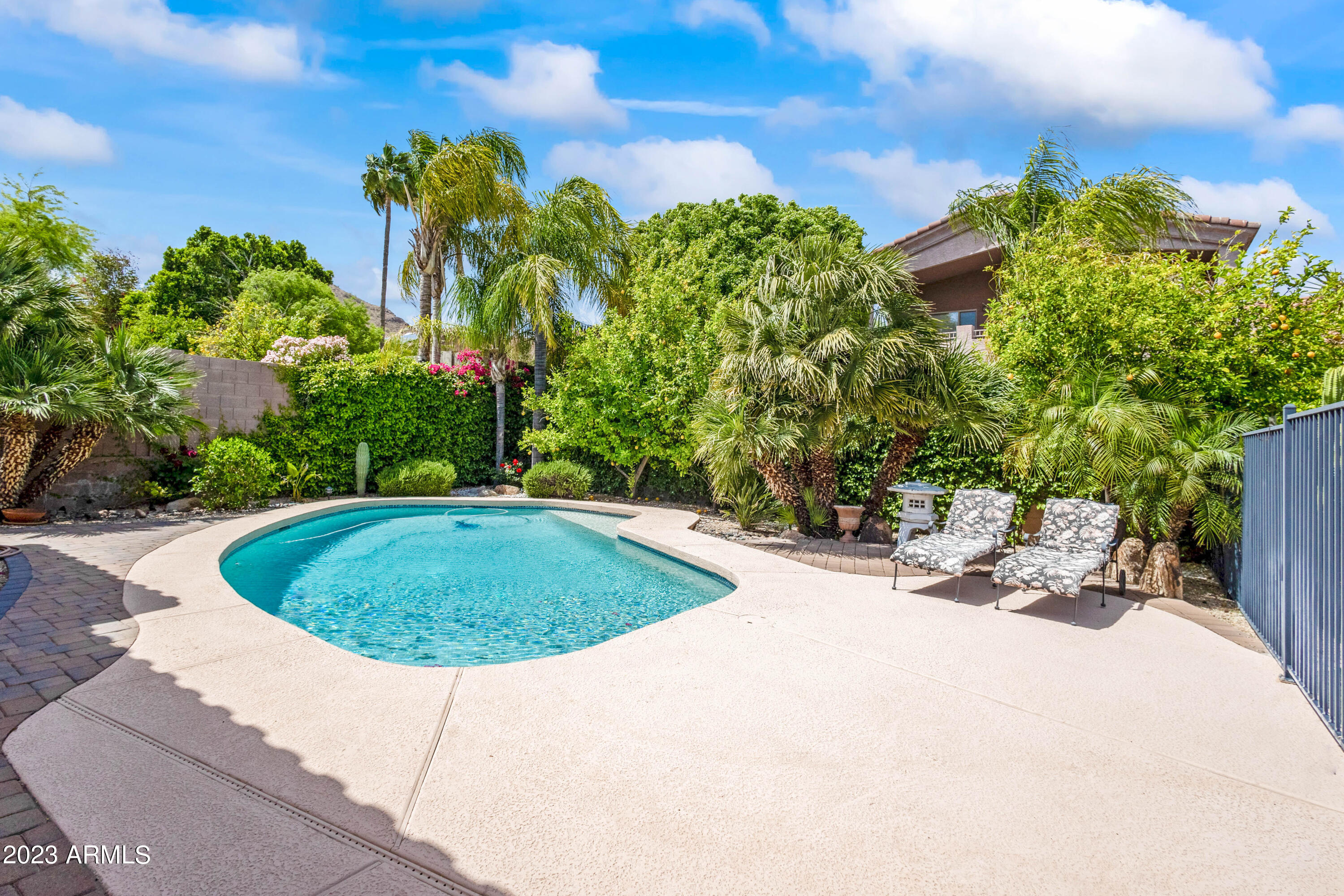 1956 E Claire Drive