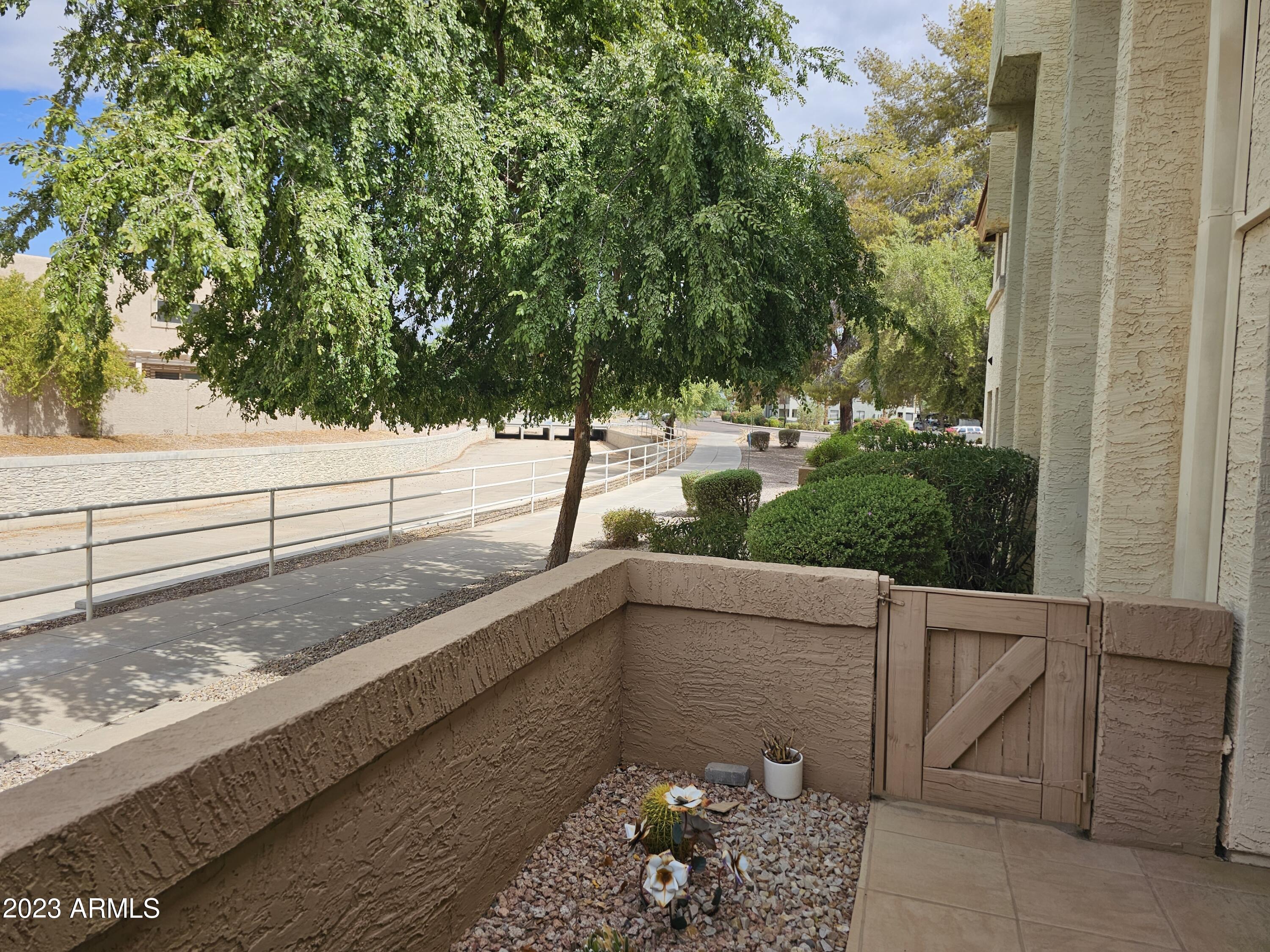 4150 E CACTUS Road # 102