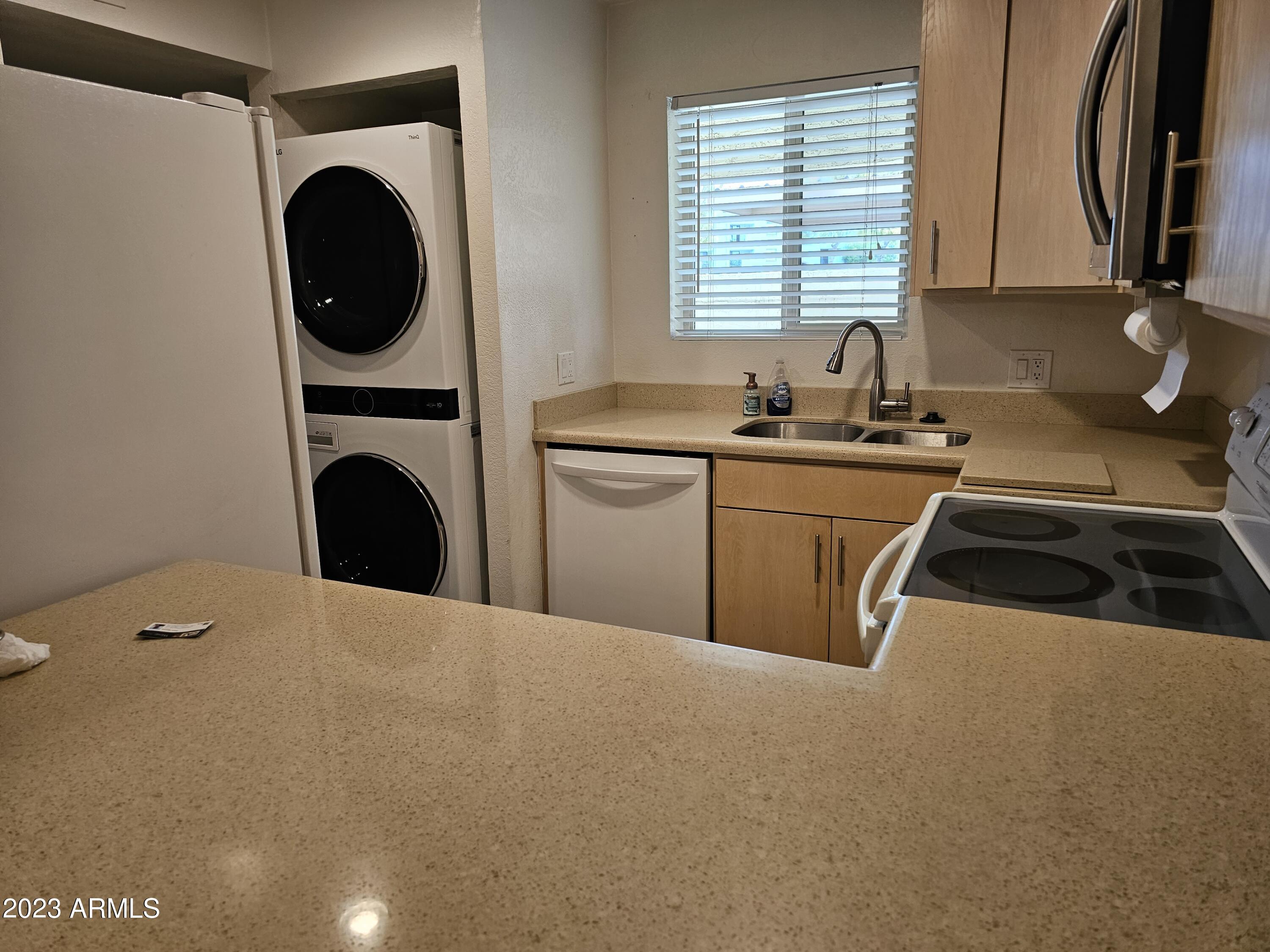 4150 E CACTUS Road # 102