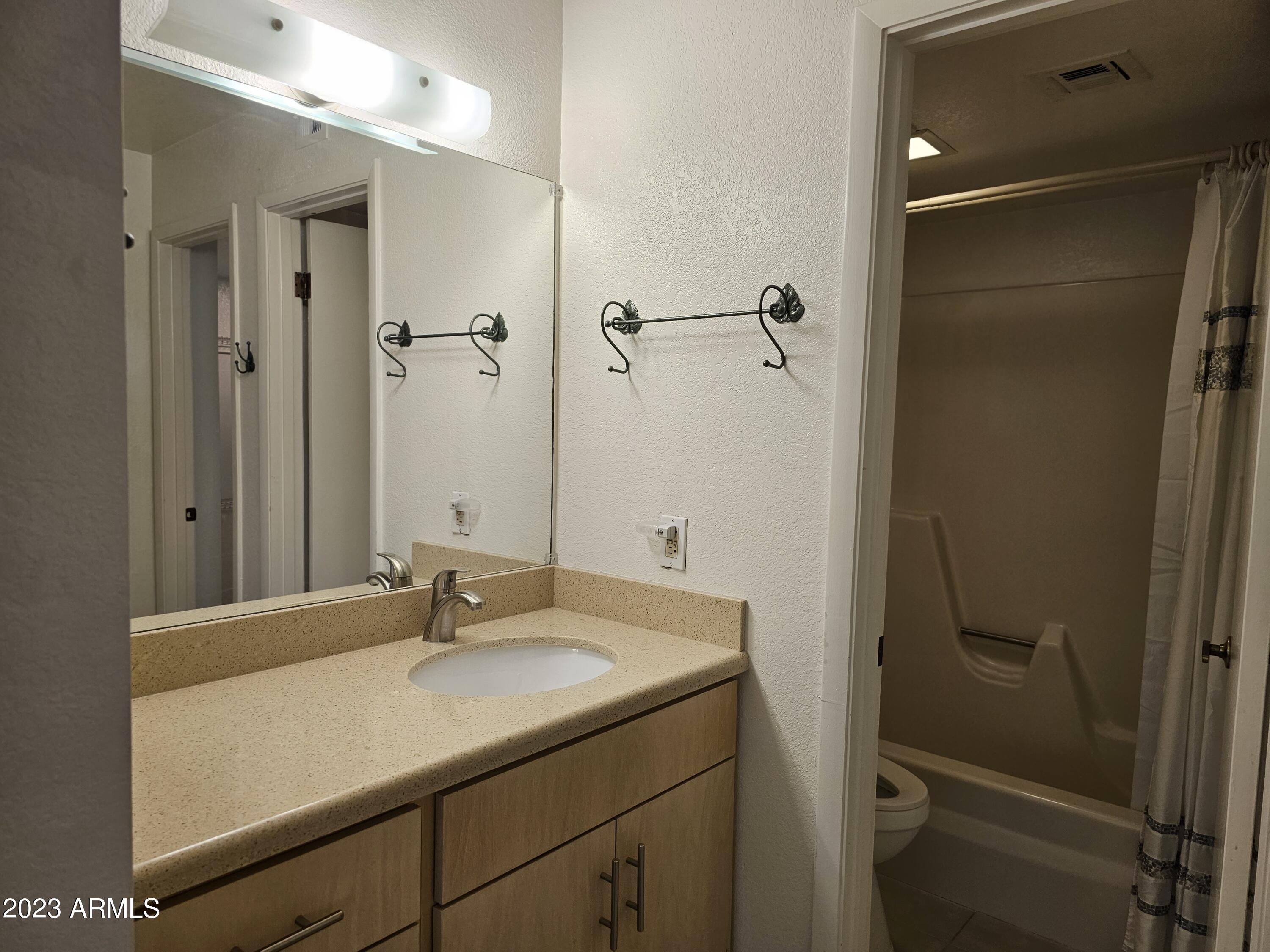 4150 E CACTUS Road # 102