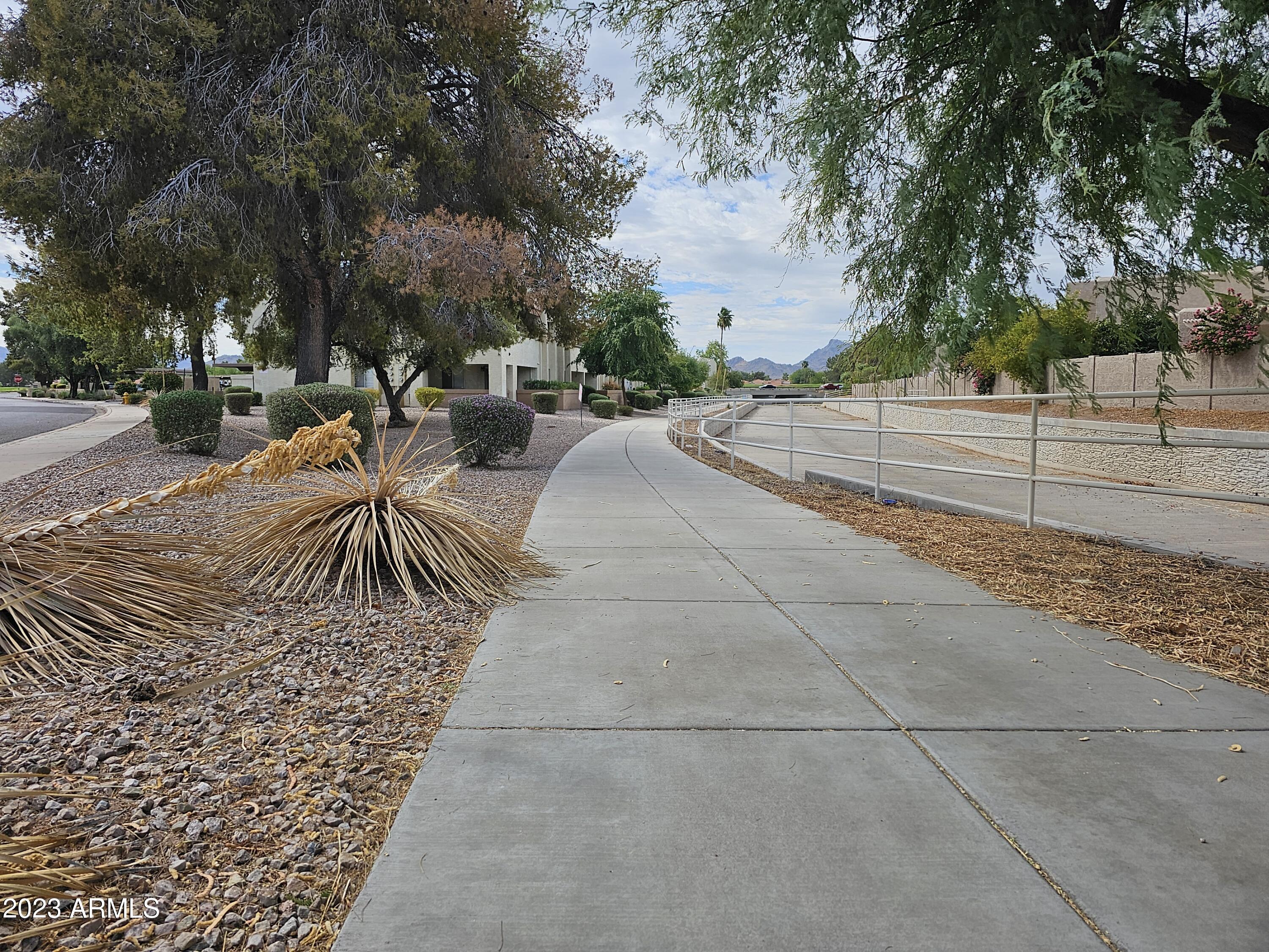 4150 E CACTUS Road # 102