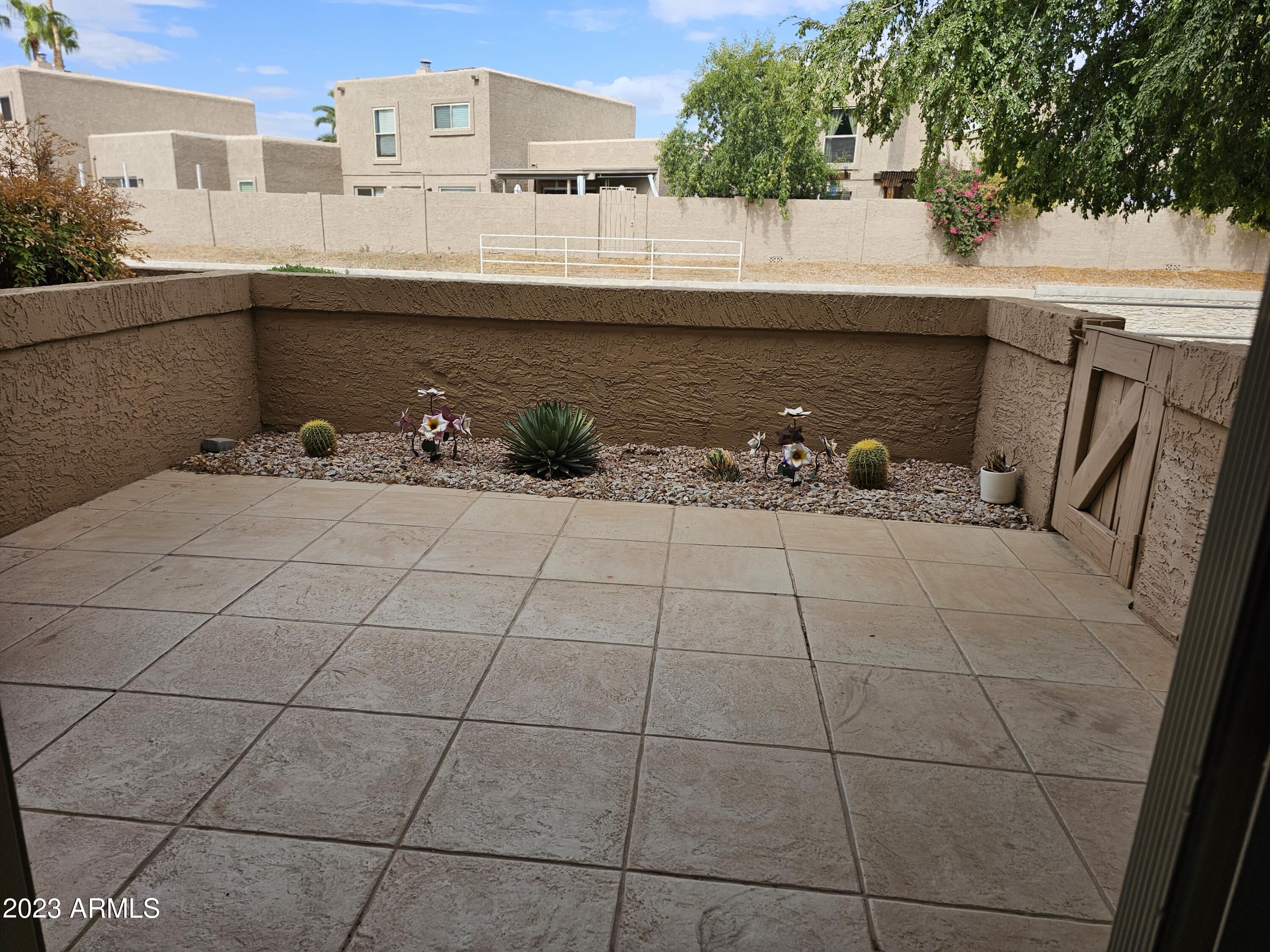 4150 E CACTUS Road # 102