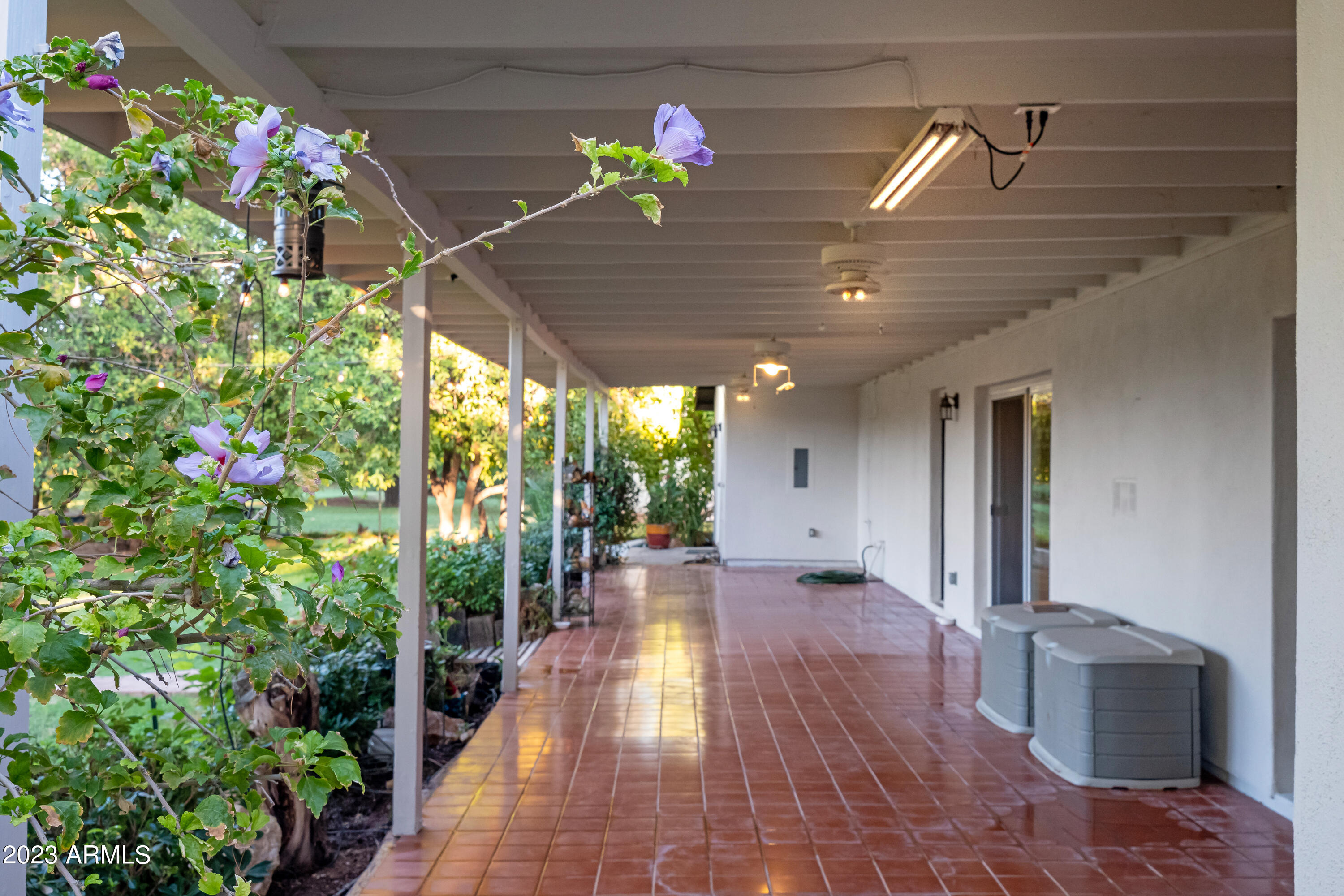 5316 E VOLTAIRE Avenue