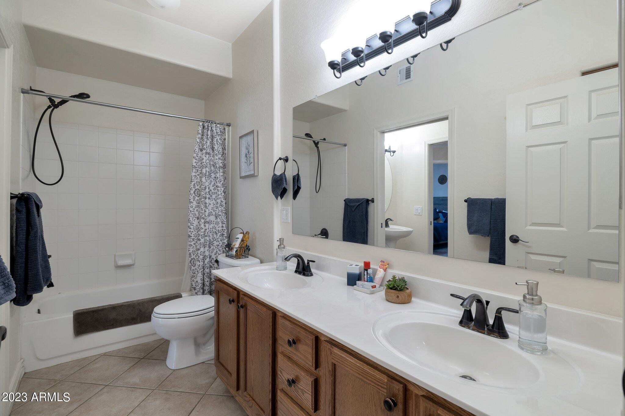 16801 N 94TH Street # 2065