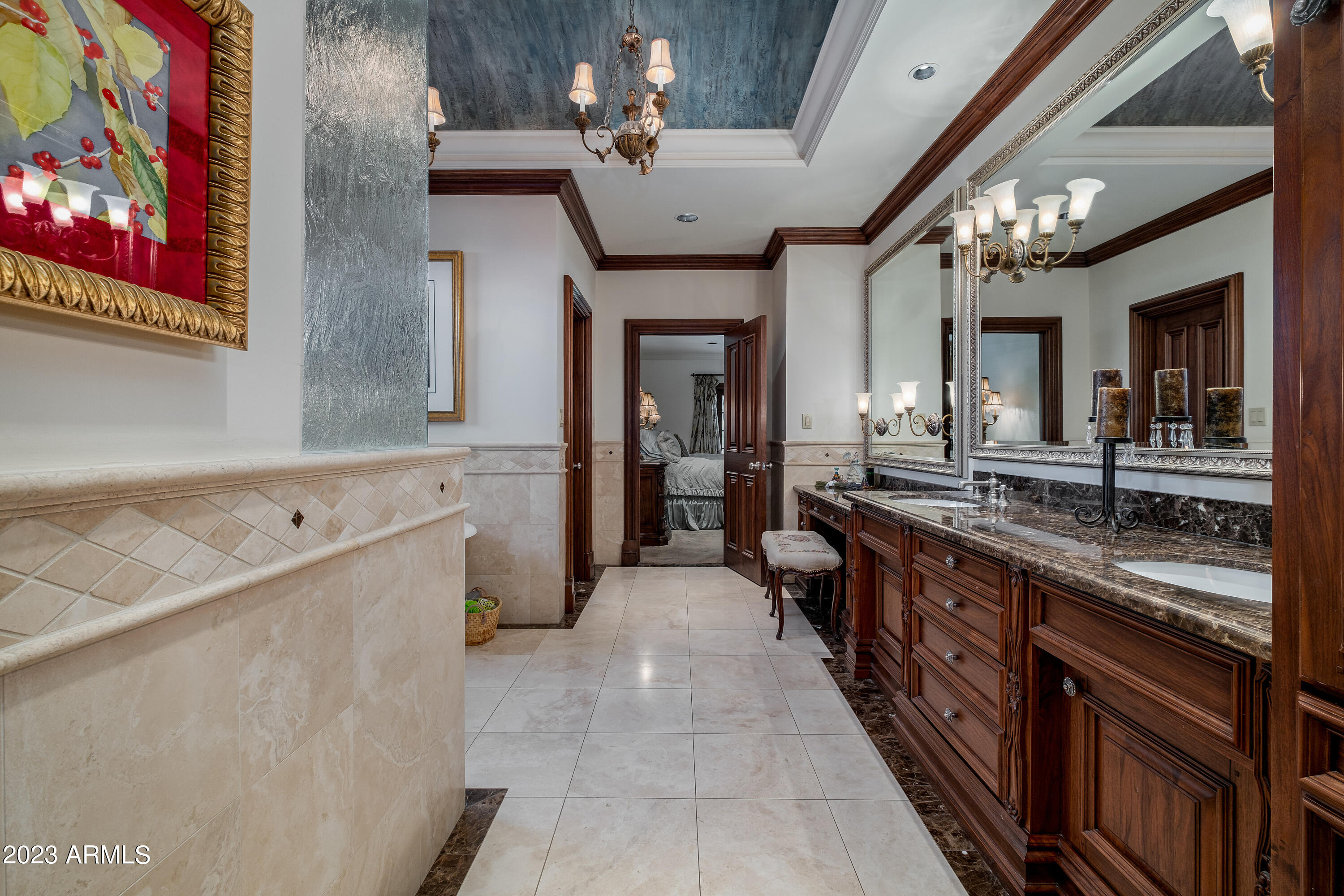 10423 N 48TH Place