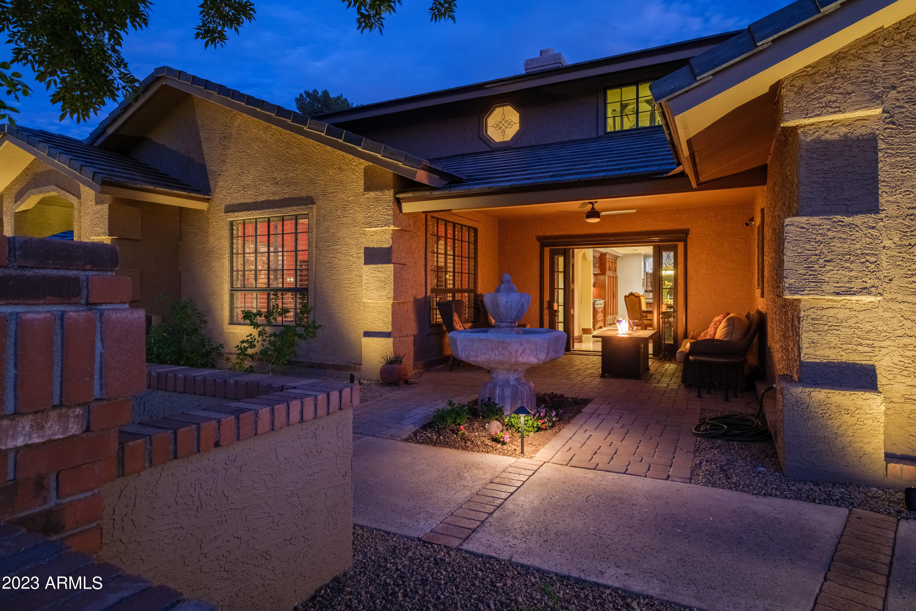 10423 N 48TH Place