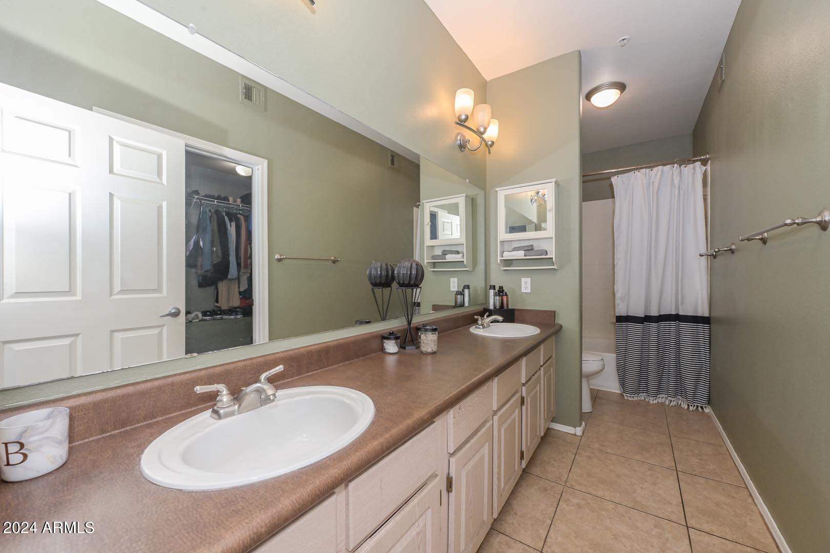 600 W GROVE Parkway # 1137