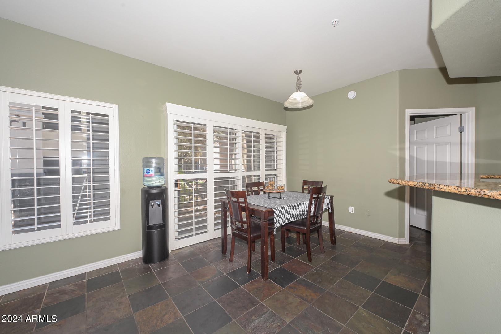 600 W GROVE Parkway # 1137