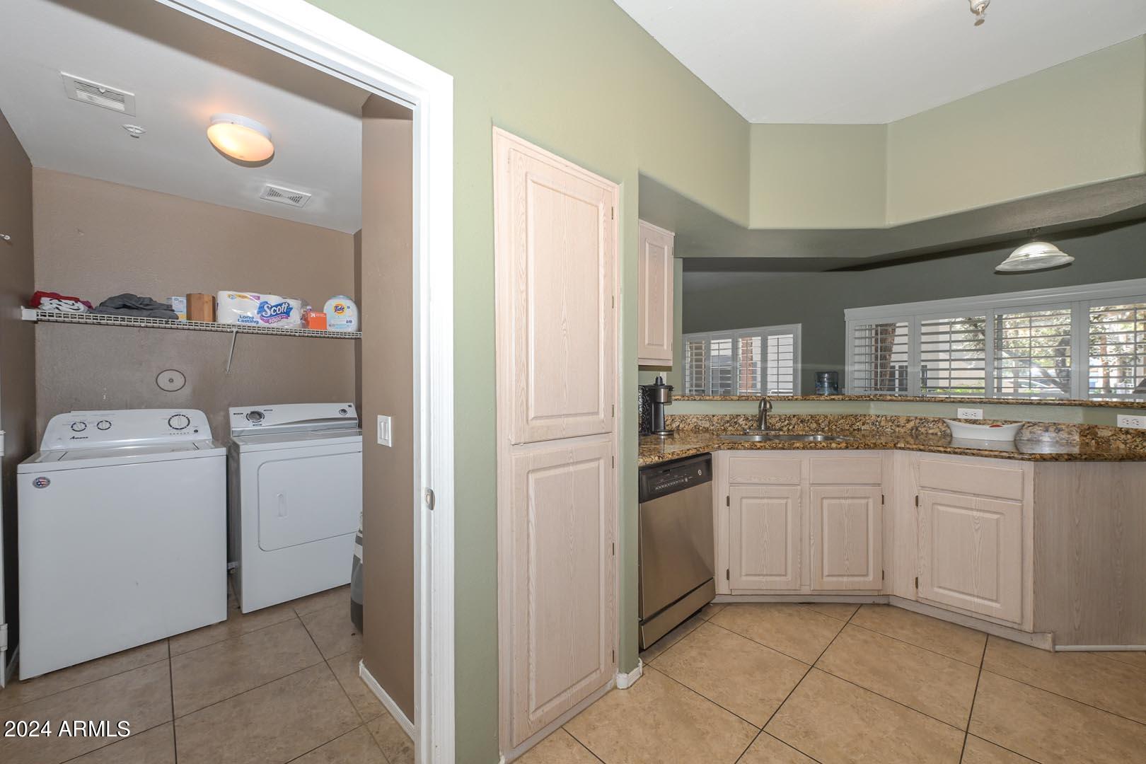 600 W GROVE Parkway # 1137