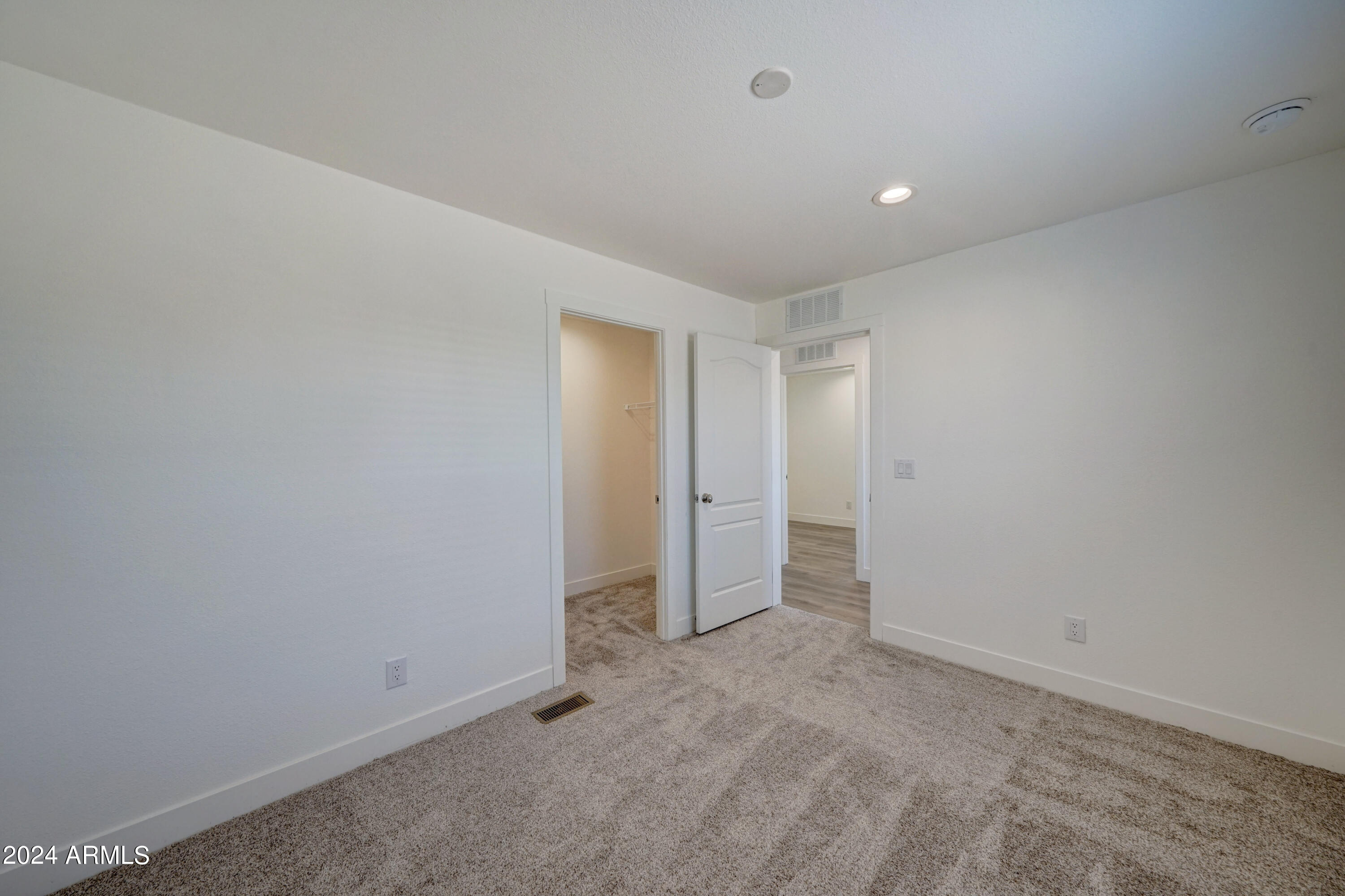 258 S ROYAL PALM Road