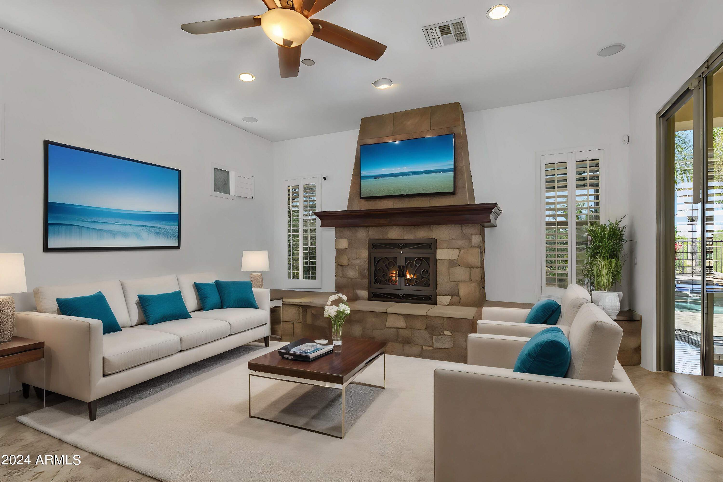 2416 E CHARLENE Place