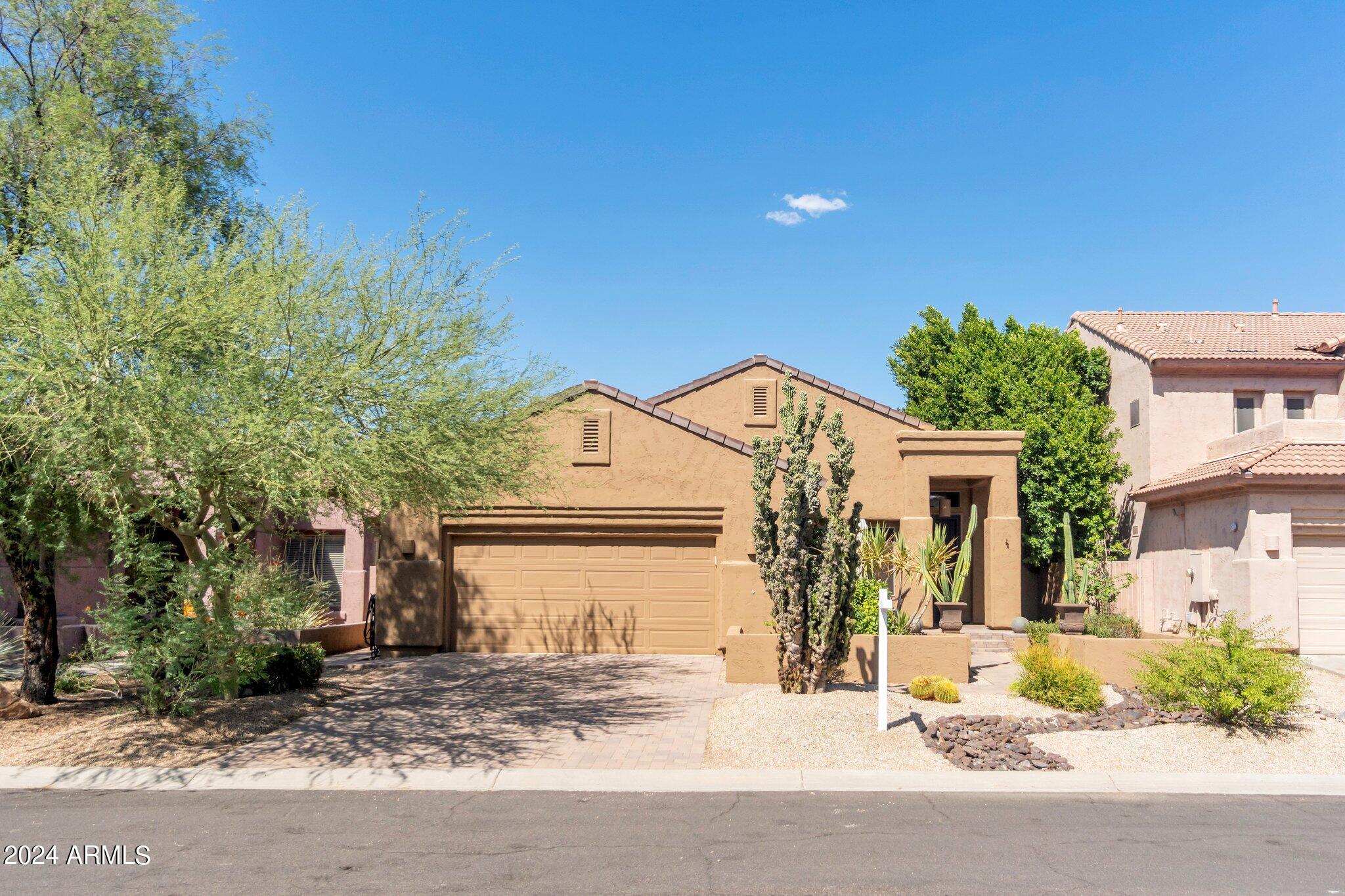 7622 E VIA DEL SOL Drive