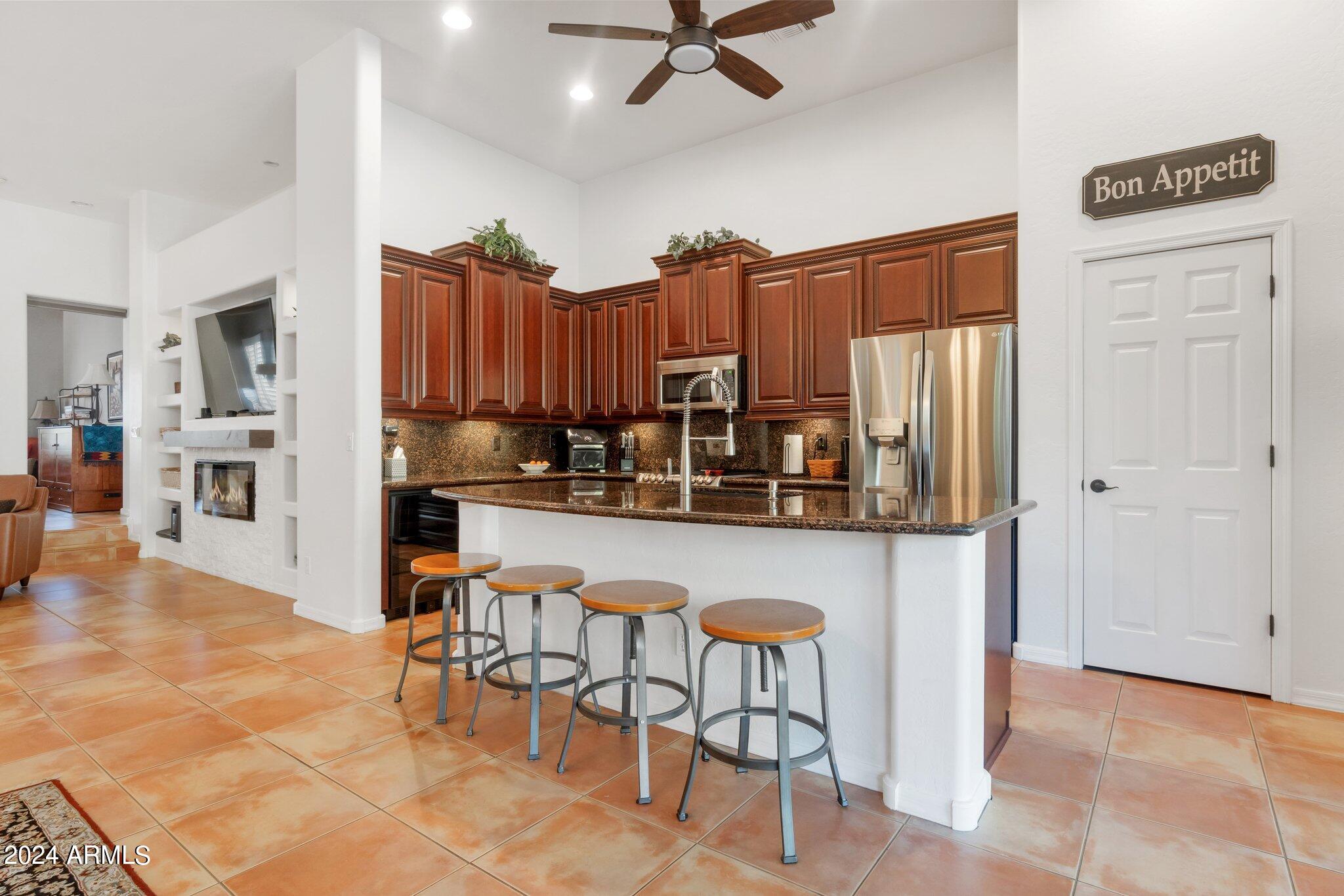 7622 E VIA DEL SOL Drive
