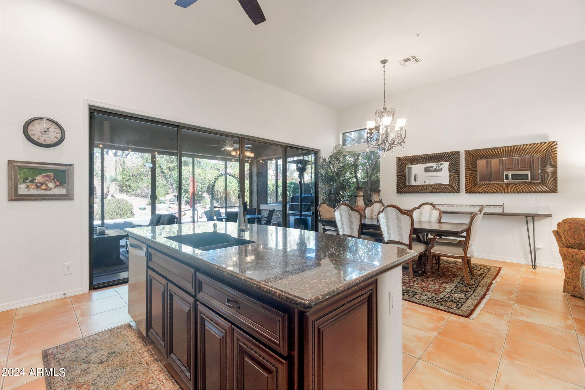 7622 E VIA DEL SOL Drive