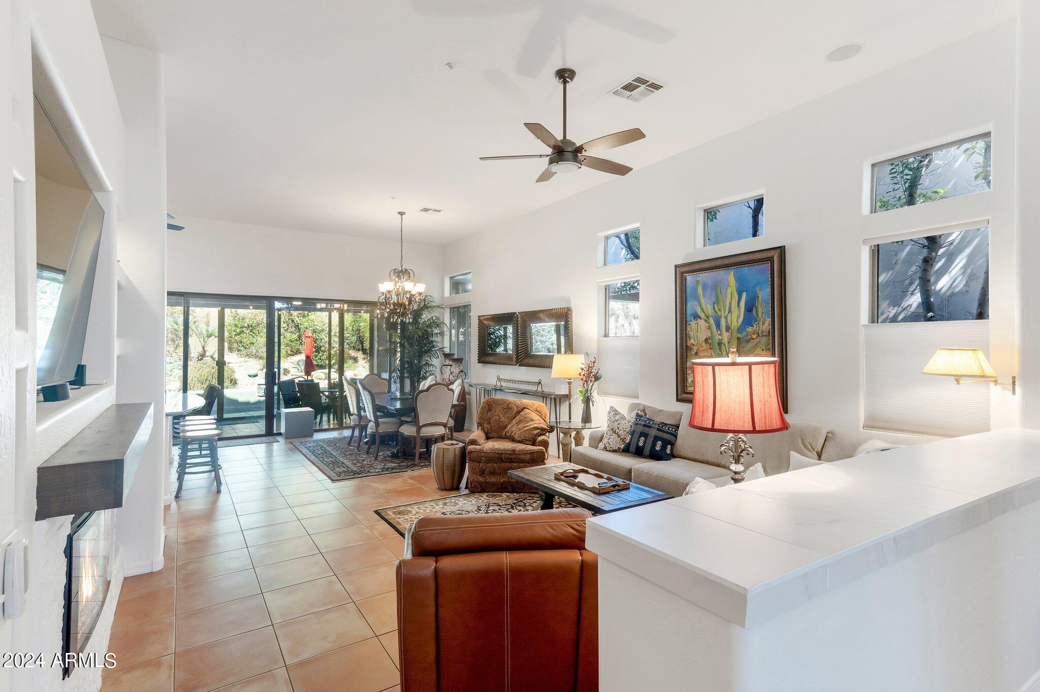 7622 E VIA DEL SOL Drive