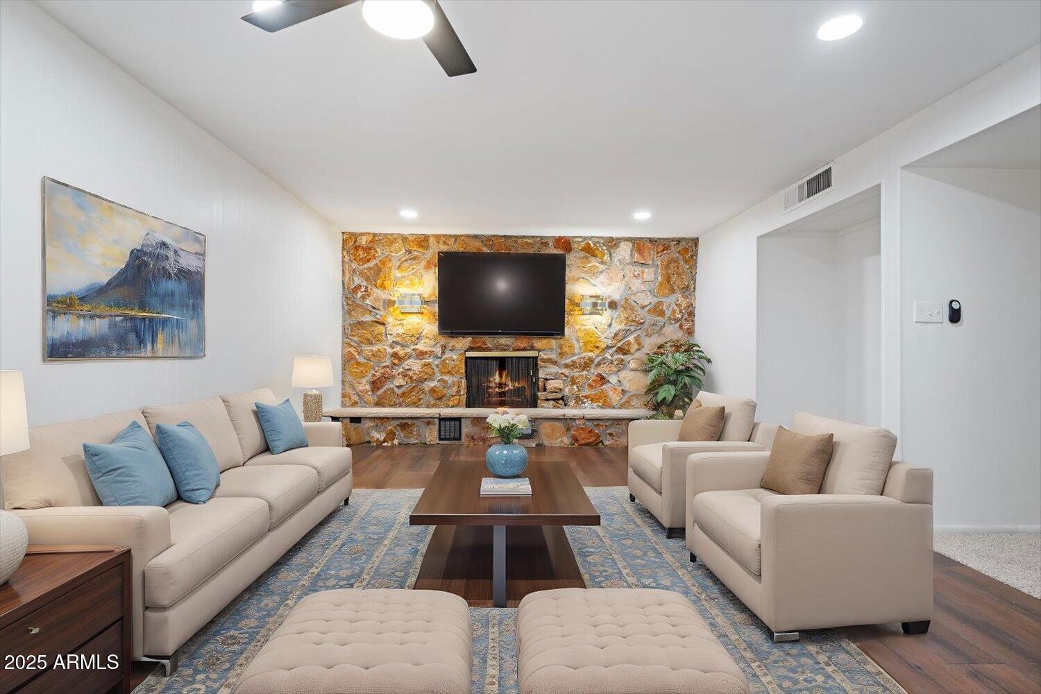 8531 E LAREDO Lane