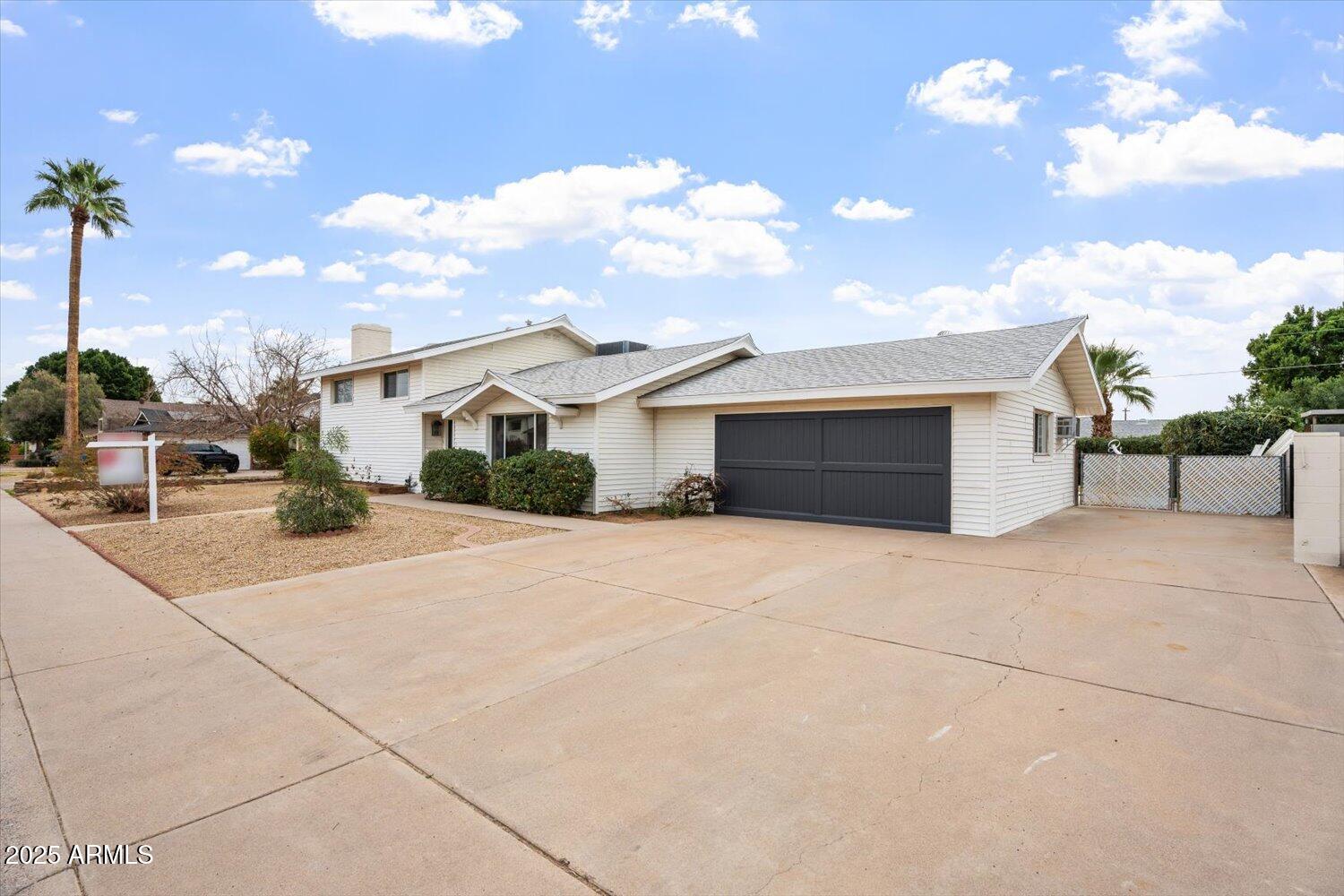 8531 E LAREDO Lane