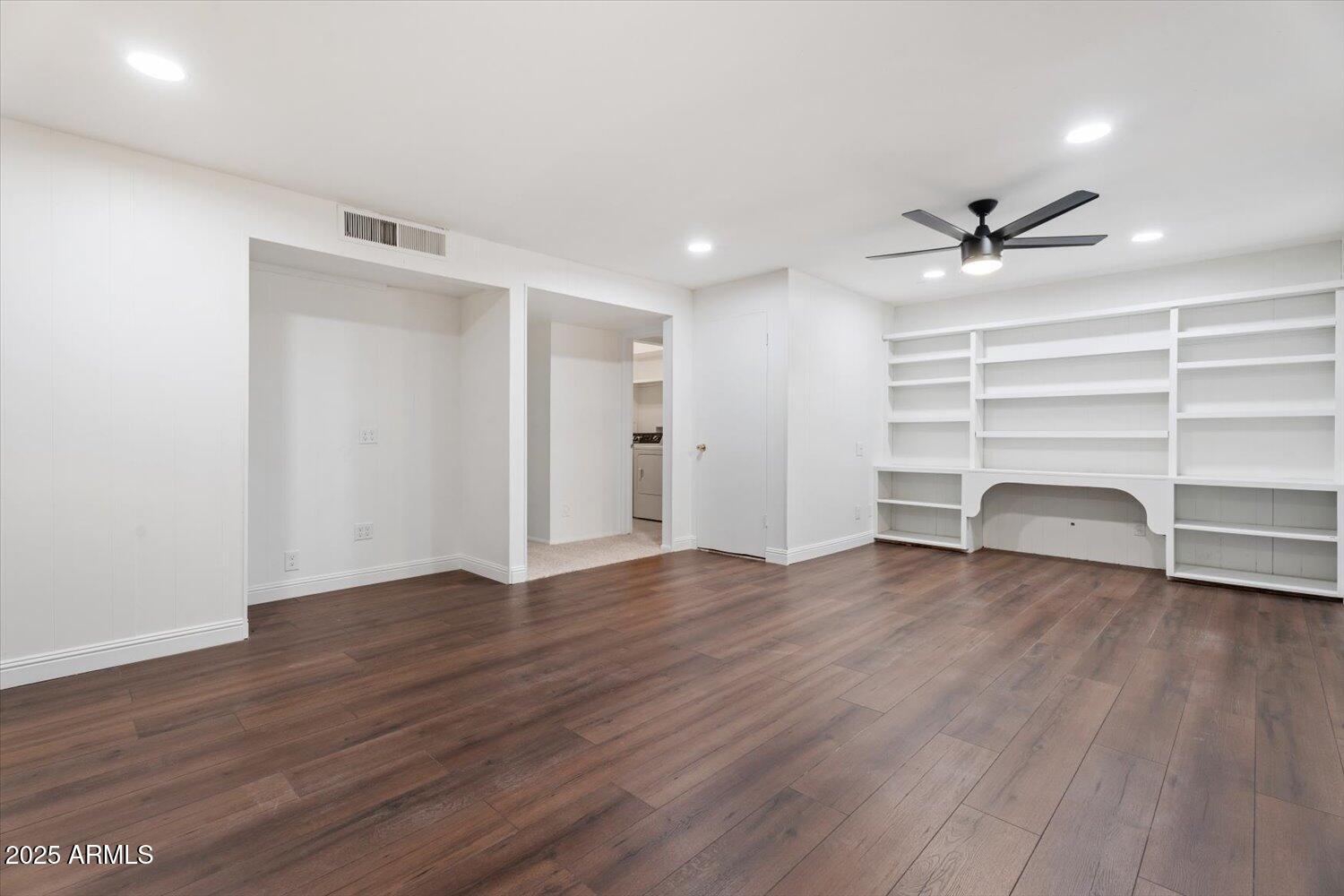 8531 E LAREDO Lane
