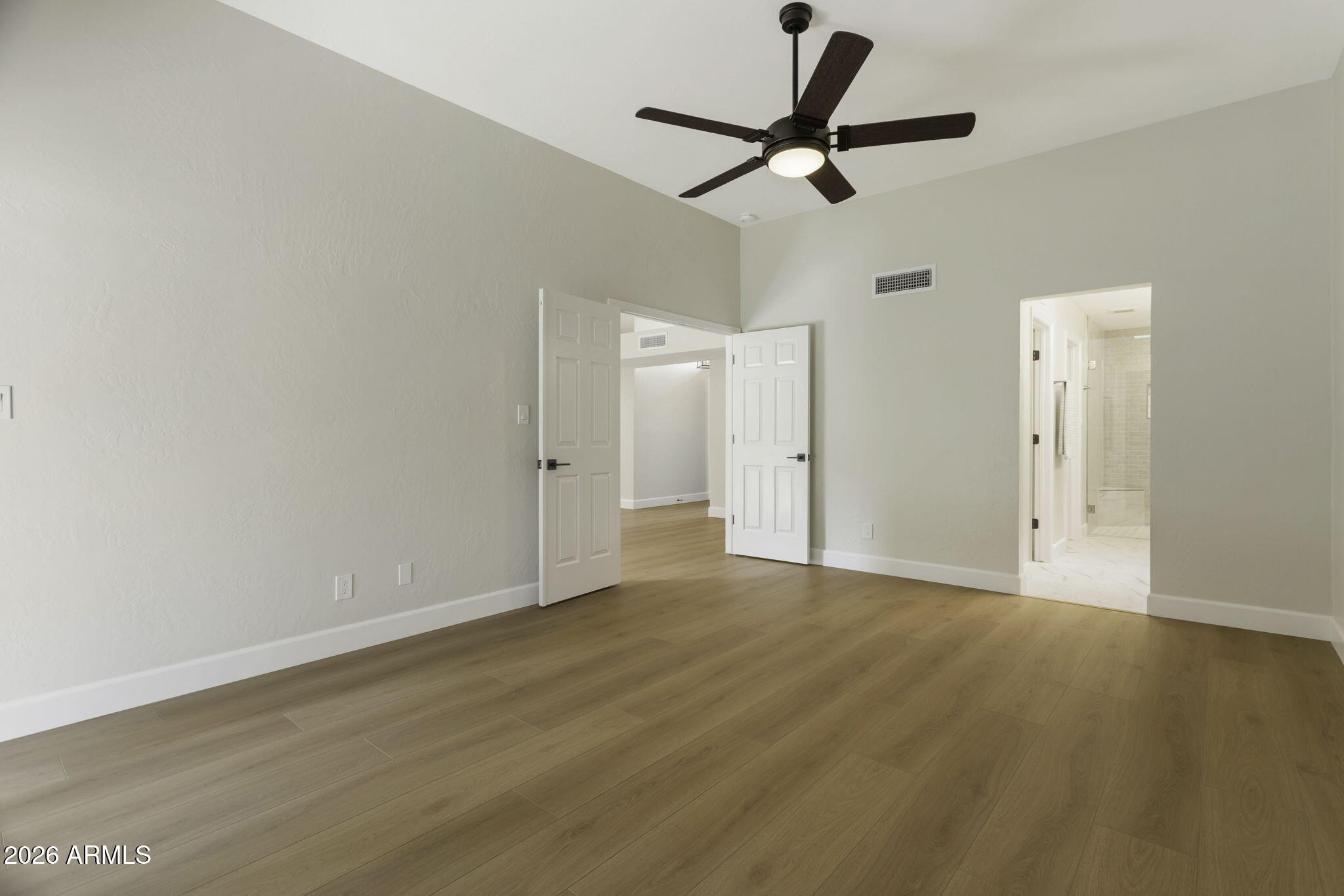 4109 E ALTADENA Avenue