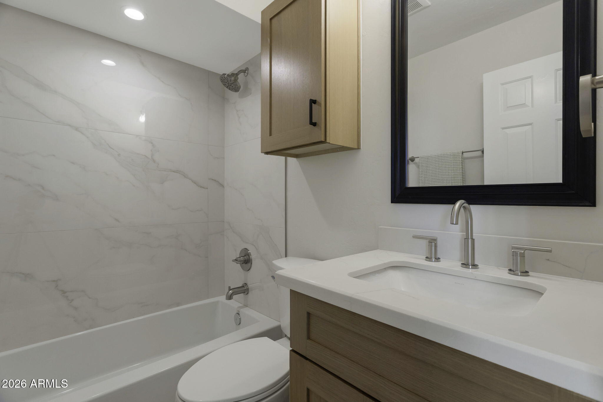 4109 E ALTADENA Avenue