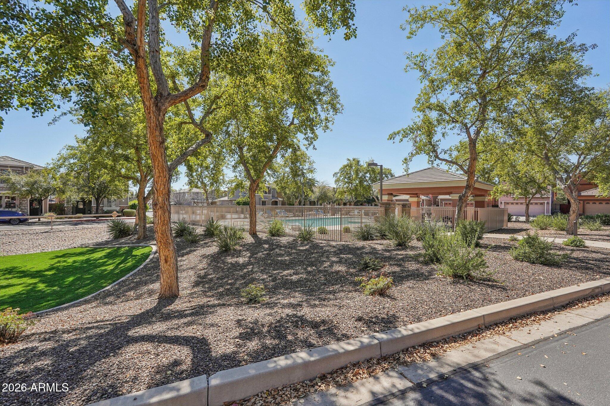 4366 E ROSEMONTE Drive