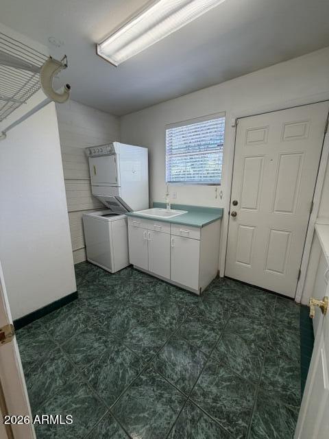 423 W 14TH Street